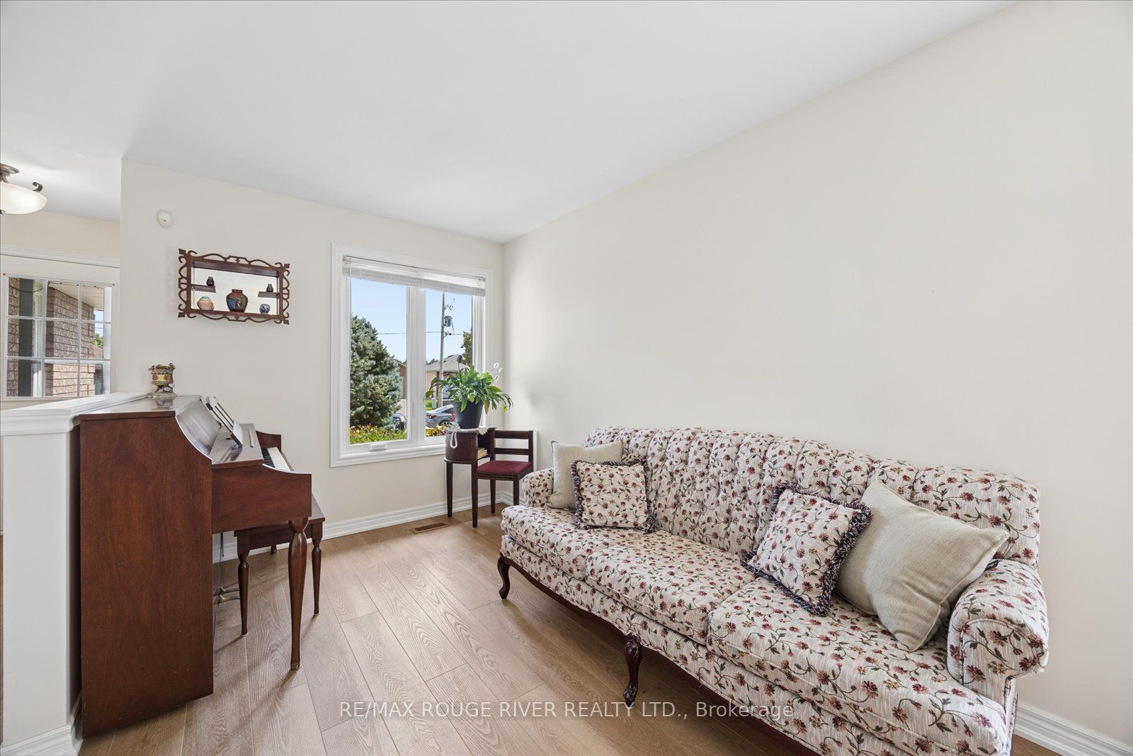 3 Beall Street, Kawartha Lakes, ON K9A 6J6 photo 4
