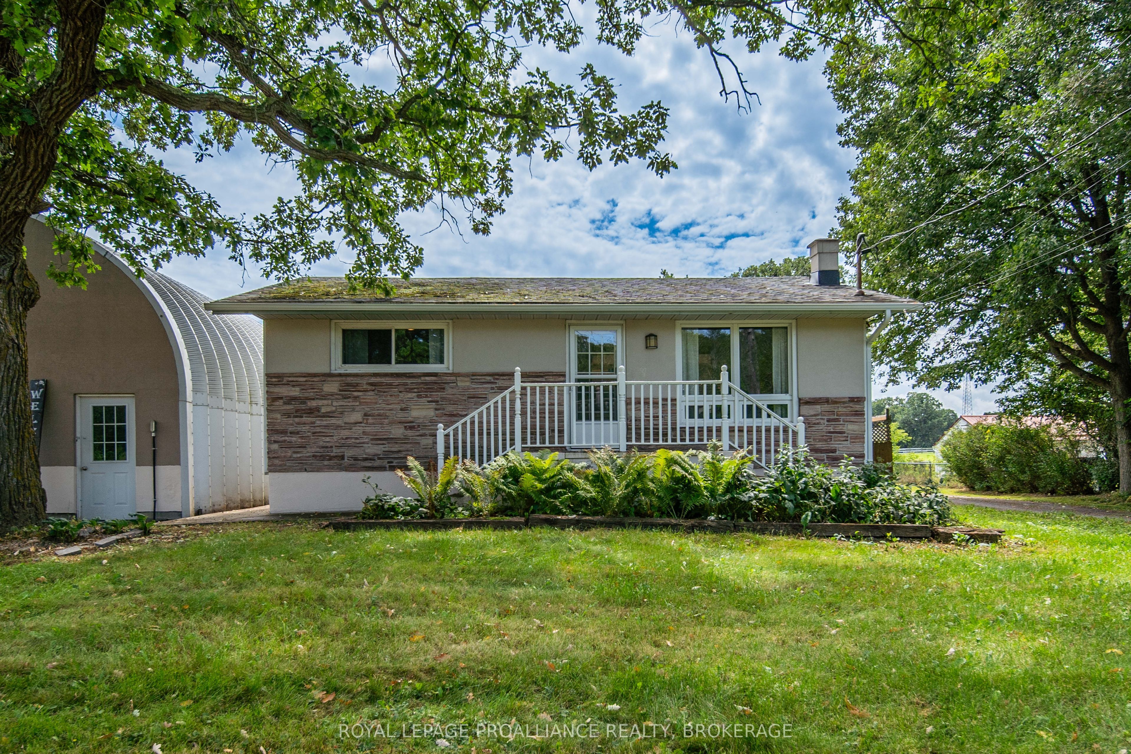 1911 Unity Road, Kingston, ON K0H 1M0 photo 2