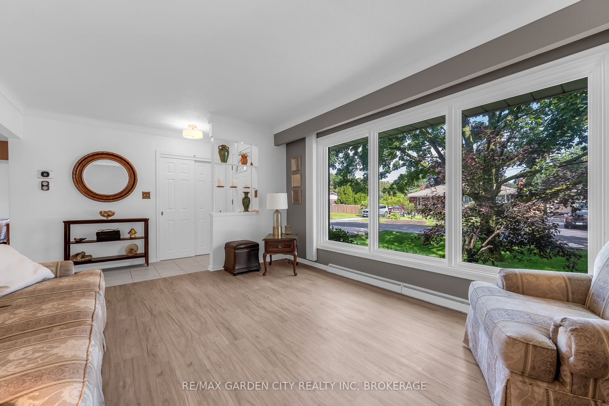 4 Regina Avenue, St. Catharines, ON L2M 3G6 photo 3