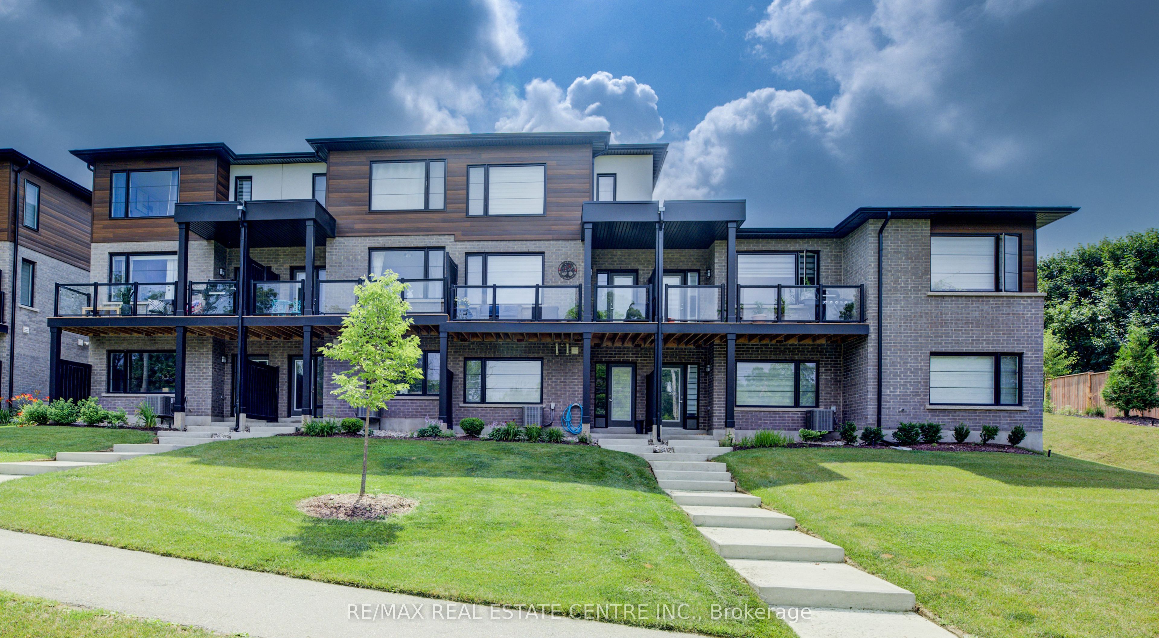 350 River Road 2, Cambridge, ON N3C 0H4 photo 2