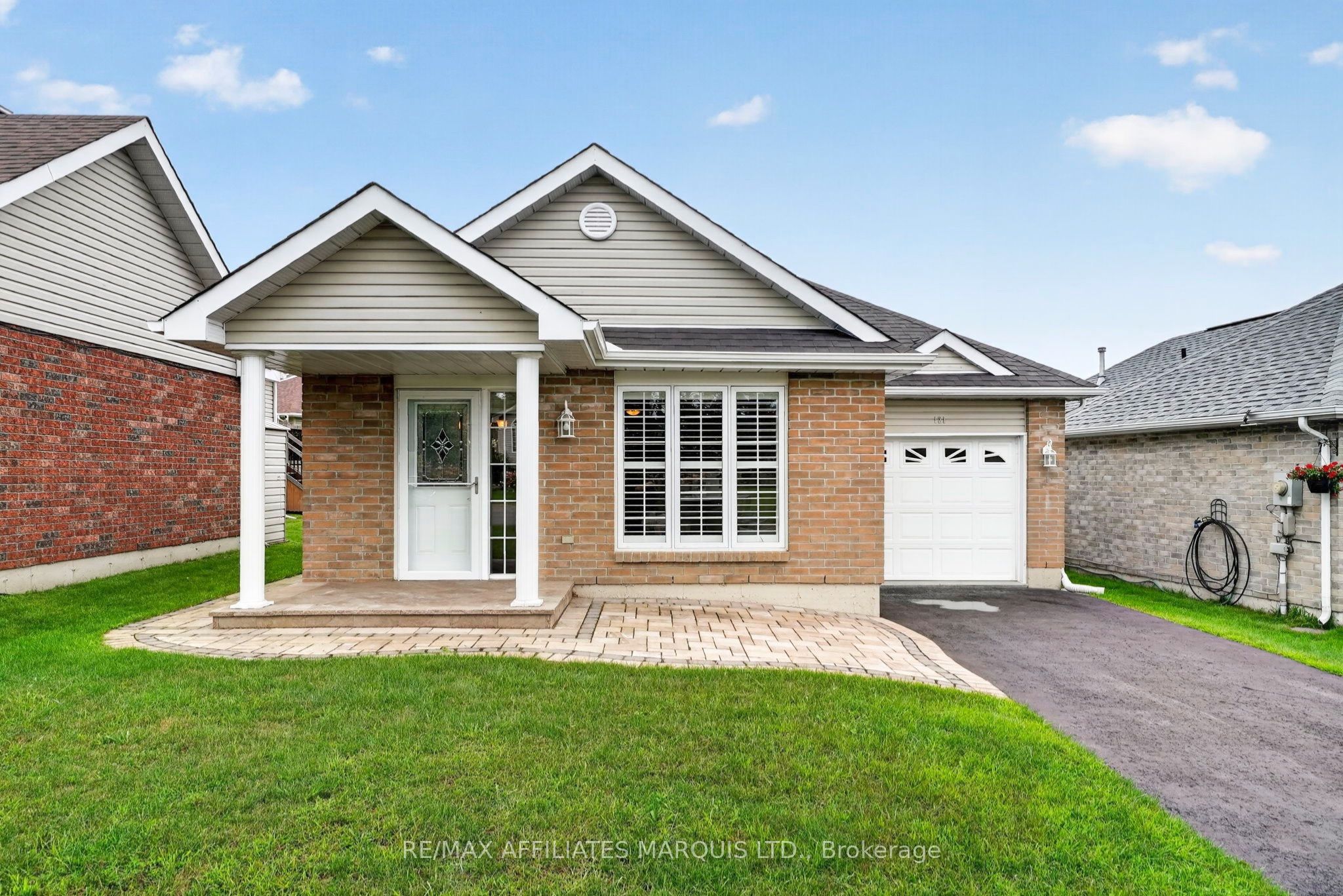 121 Gail Elizabeth Court, Cornwall, ON K6H 0A7 photo 2