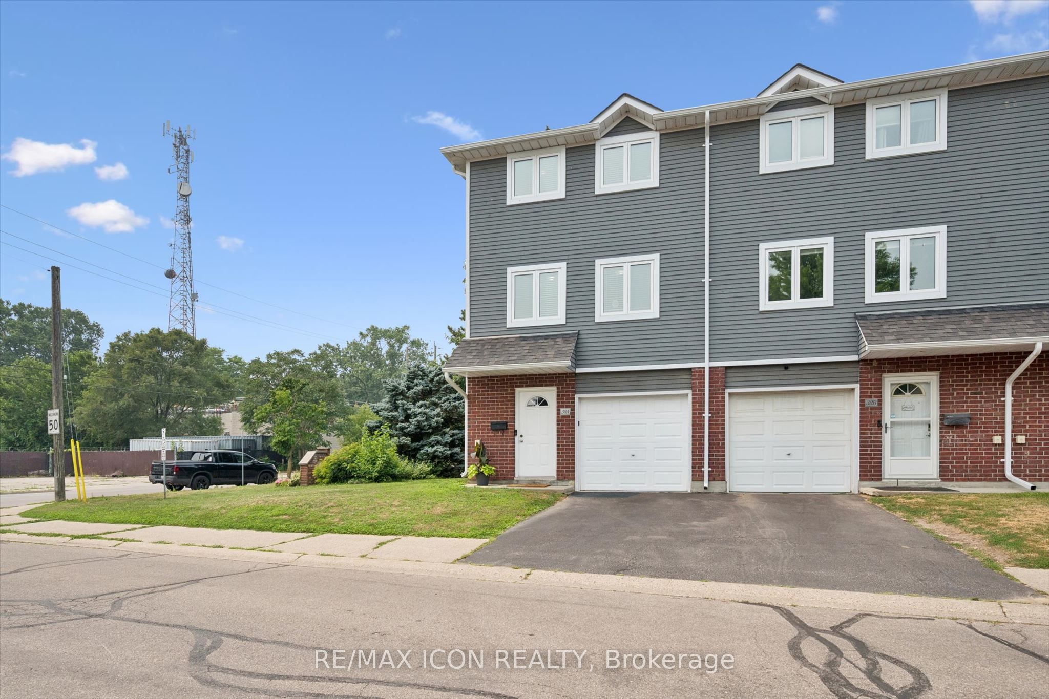 38 Harris Avenue A, Brantford, ON N3R 2E9 photo 4