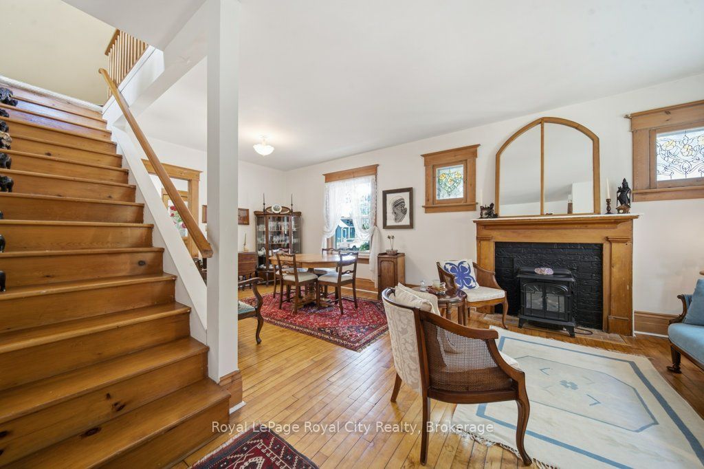 66 Raglan Street, Guelph, ON N1H 2S6