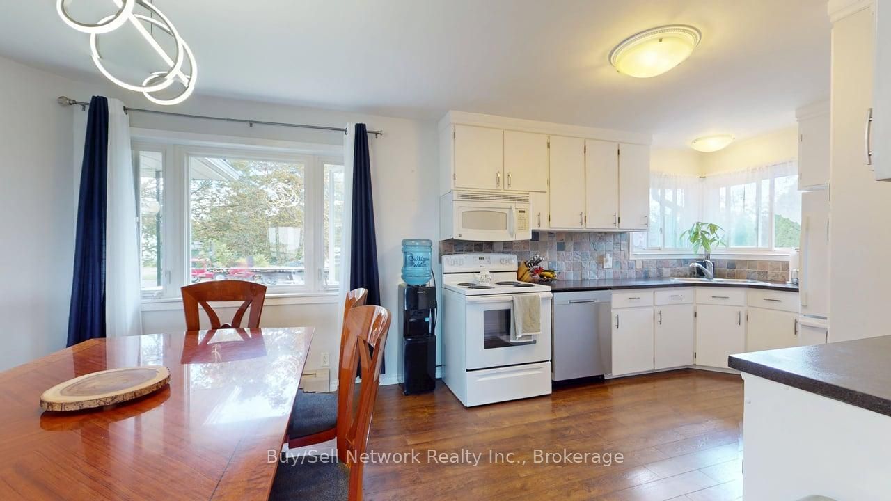 946 8th Line, Selwyn, ON K0L 1H0 photo 4