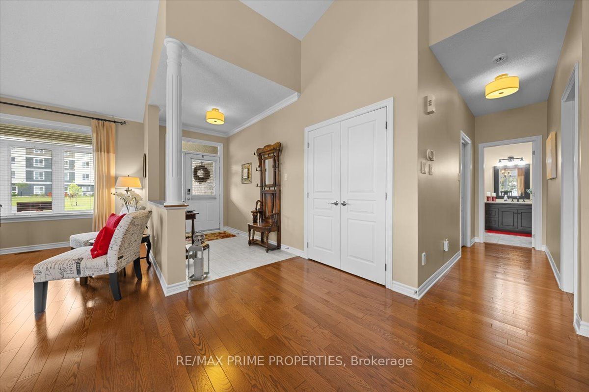 341 Bobolink Ridge, Kanata, ON K2V 0B9 photo 4