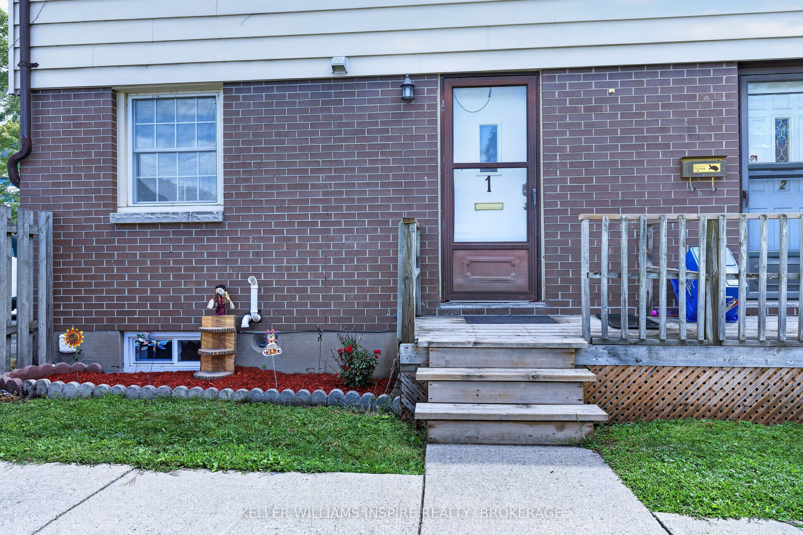 126 Notch Hill Road 1, Kingston, ON K7M 2X1