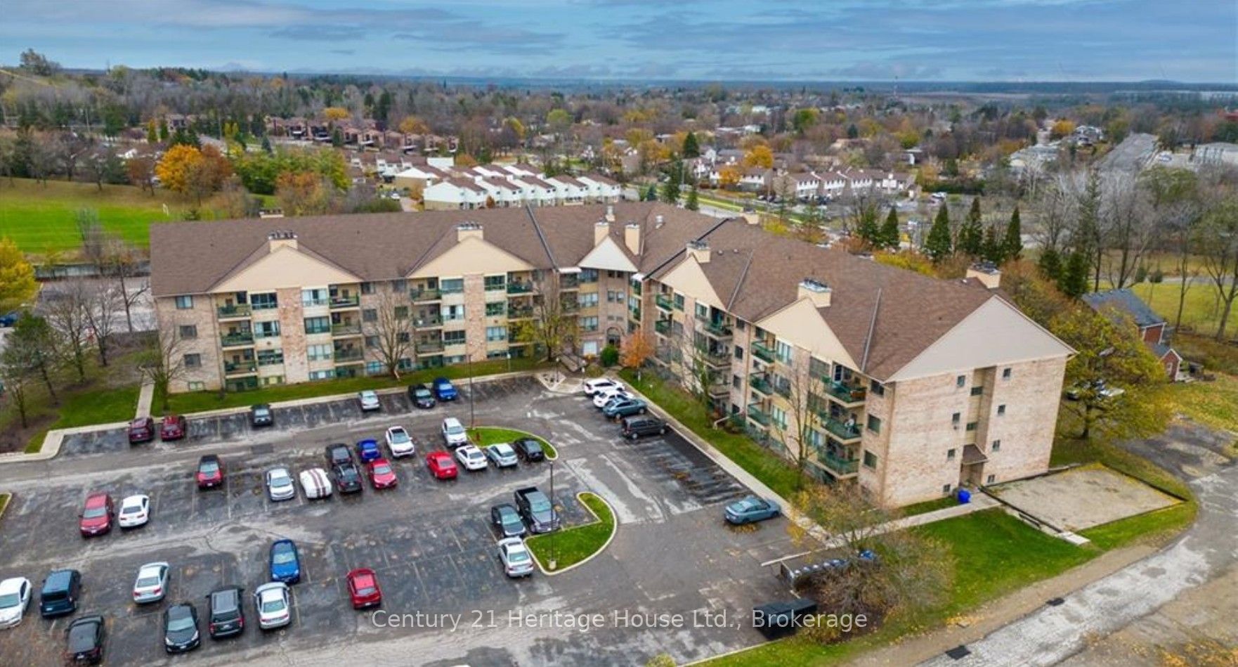 15 Hofstetter Avenue 318, Kitchener, ON N2A 3Z7