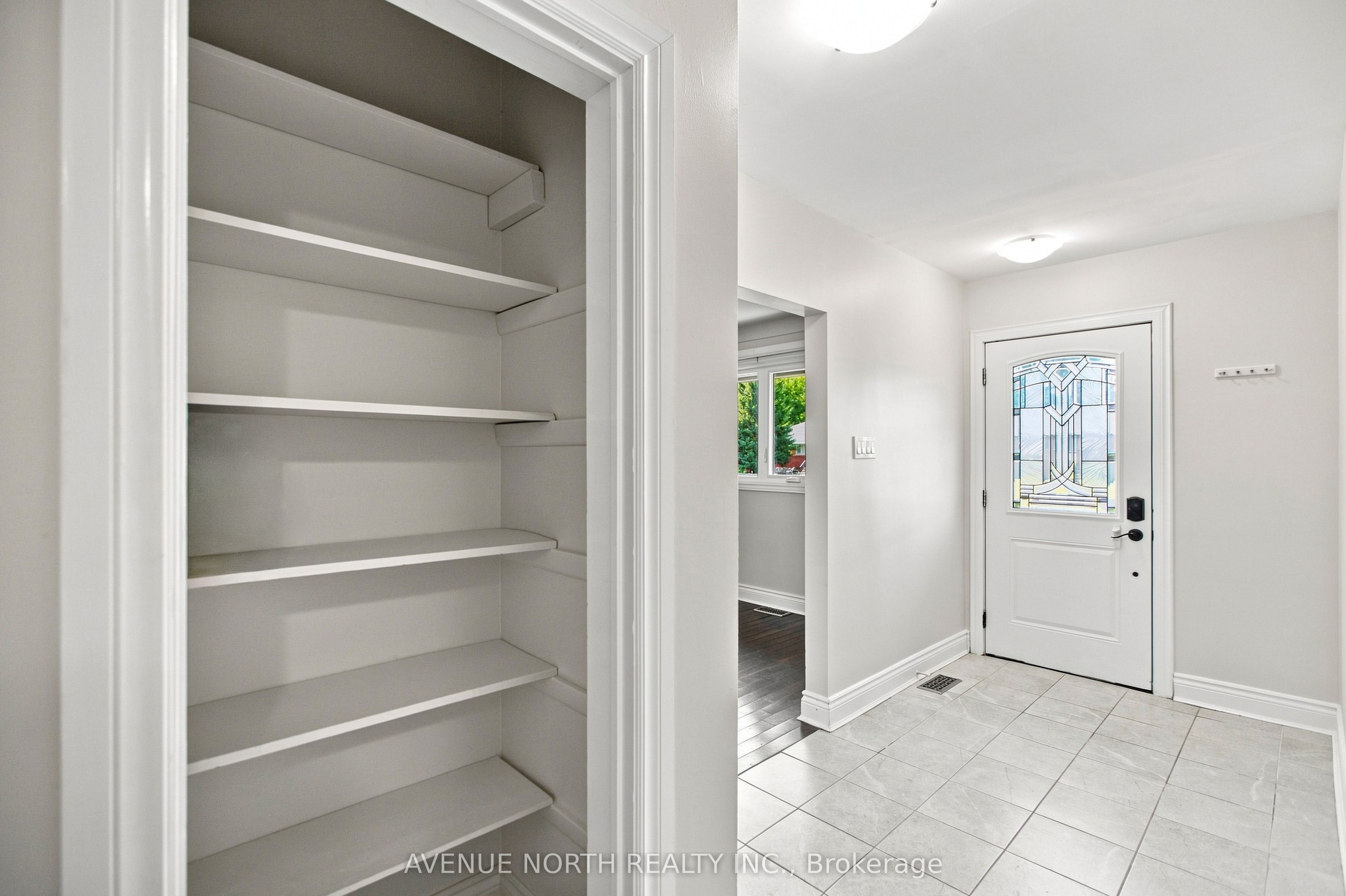 66 Epworth Avenue, Meadowlands - Crestview and Area, ON K2G 2M1 photo 5