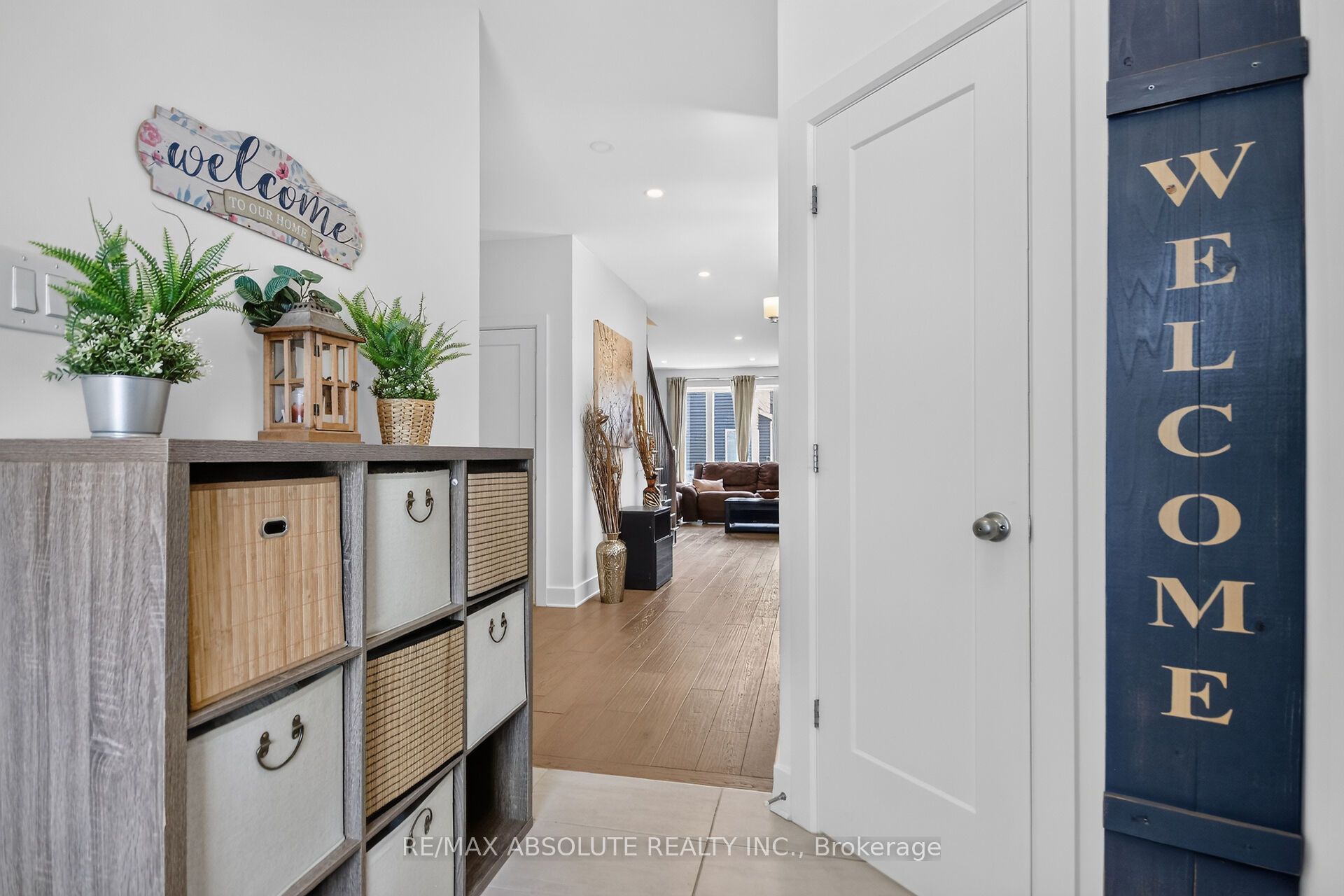 674 Parade Drive, Stittsville - Munster - Richmond, ON K2S 0Z3 photo 2