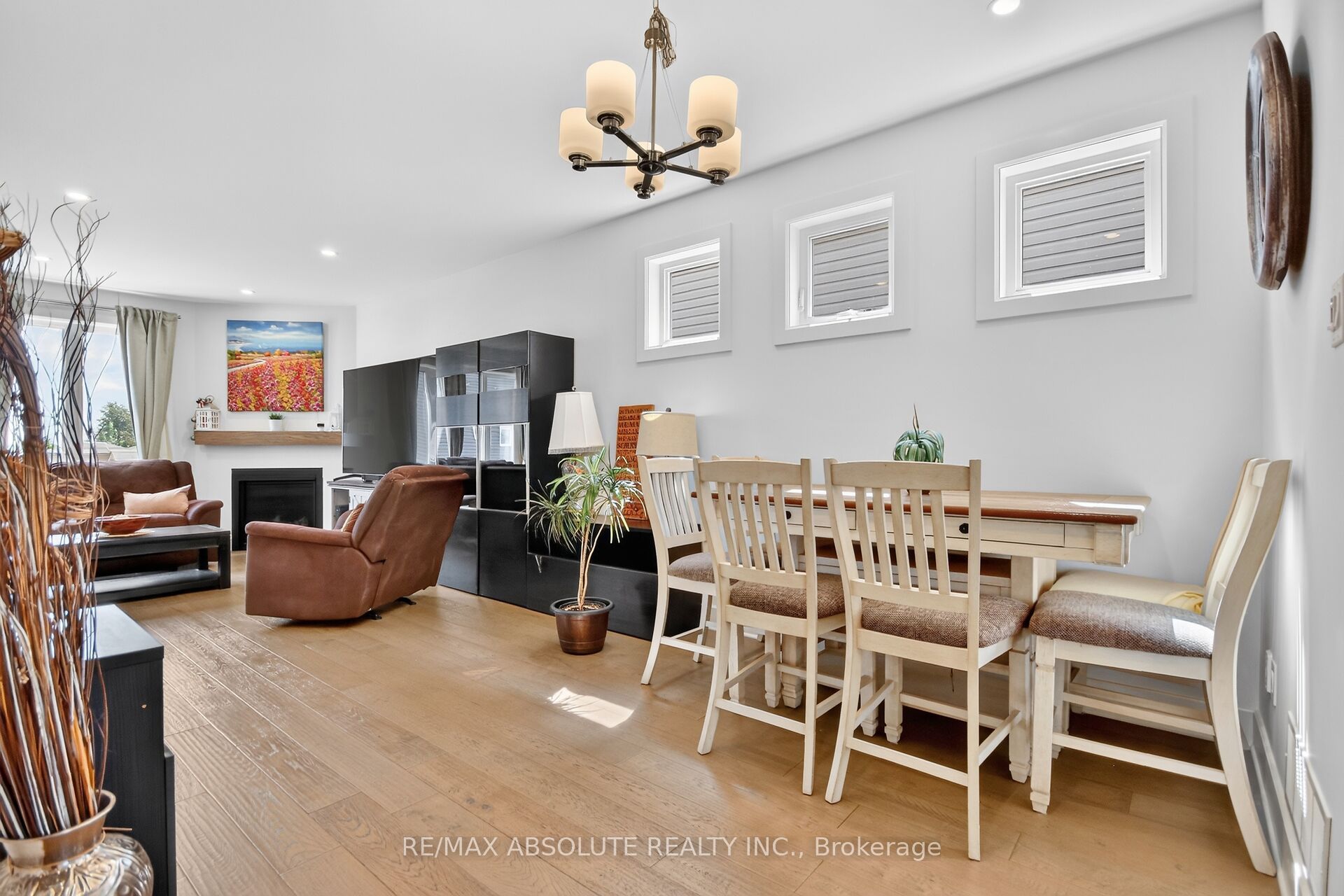 674 Parade Drive, Stittsville - Munster - Richmond, ON K2S 0Z3 photo 4
