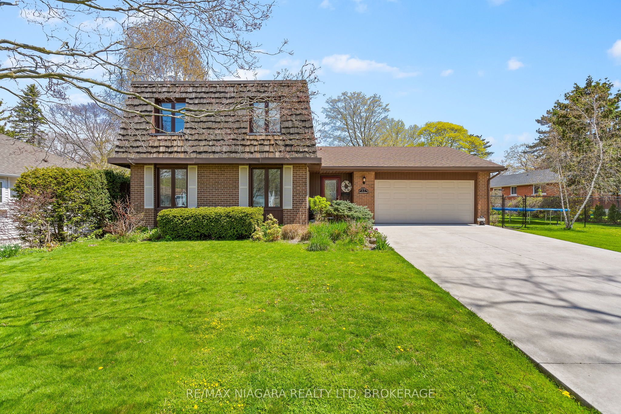 17 Walnut Street, Port Colborne, ON L3K 2T7 photo 3
