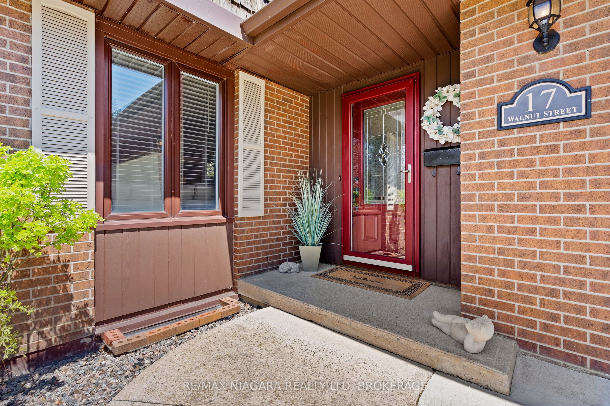 17 Walnut Street, Port Colborne, ON L3K 2T7 photo 5