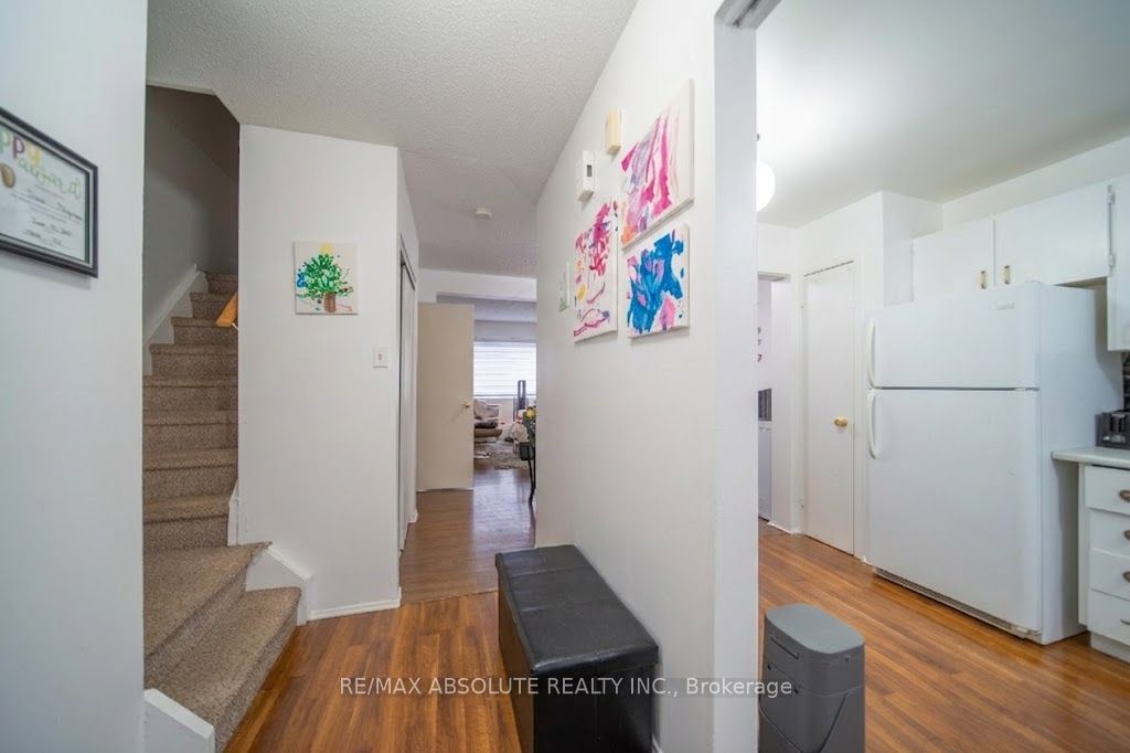 16 A Knollsbrook Drive, Barrhaven, ON K2J 1K8 photo 4