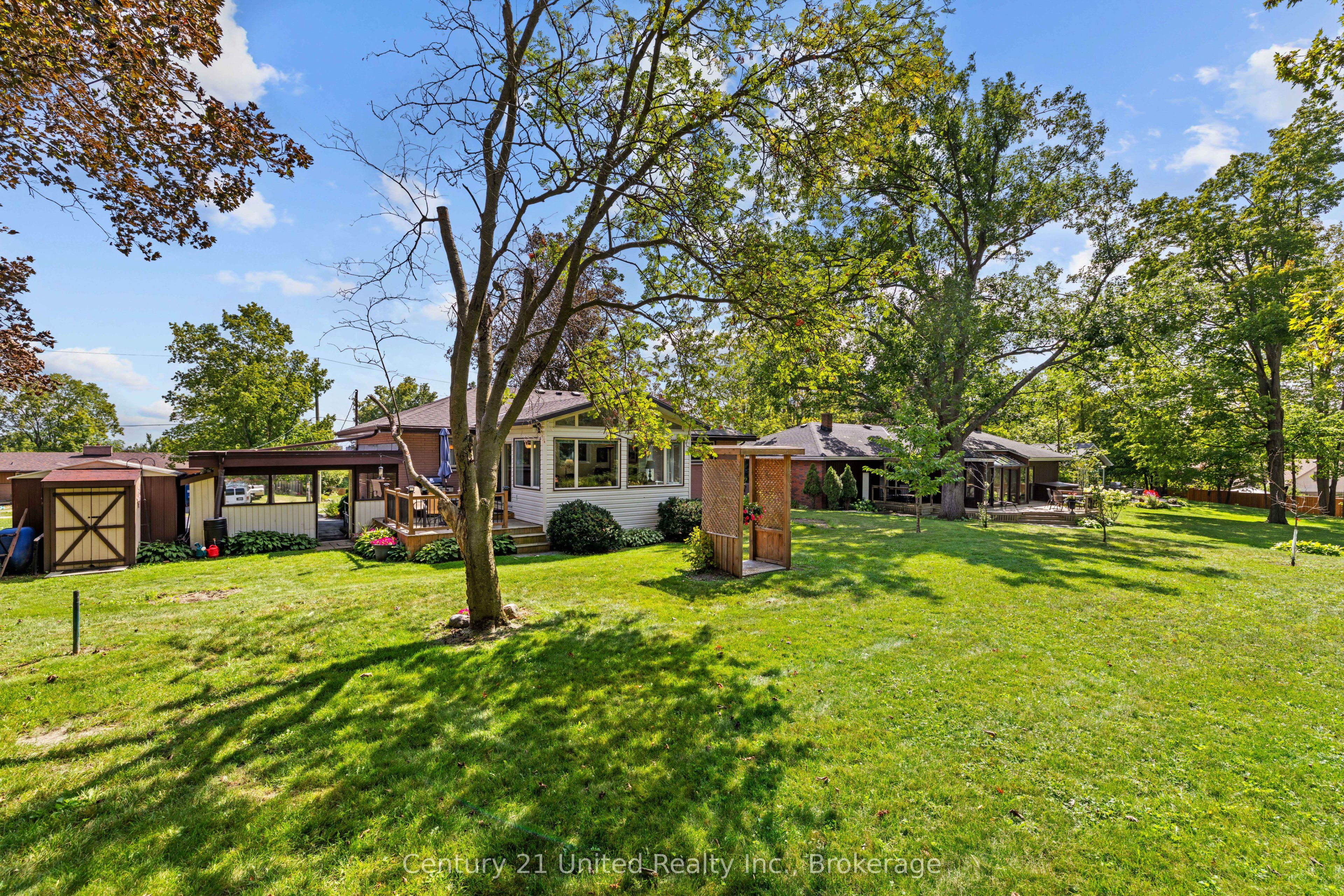 122 Earlwood Drive, Peterborough, ON K9J 6B6 photo 3