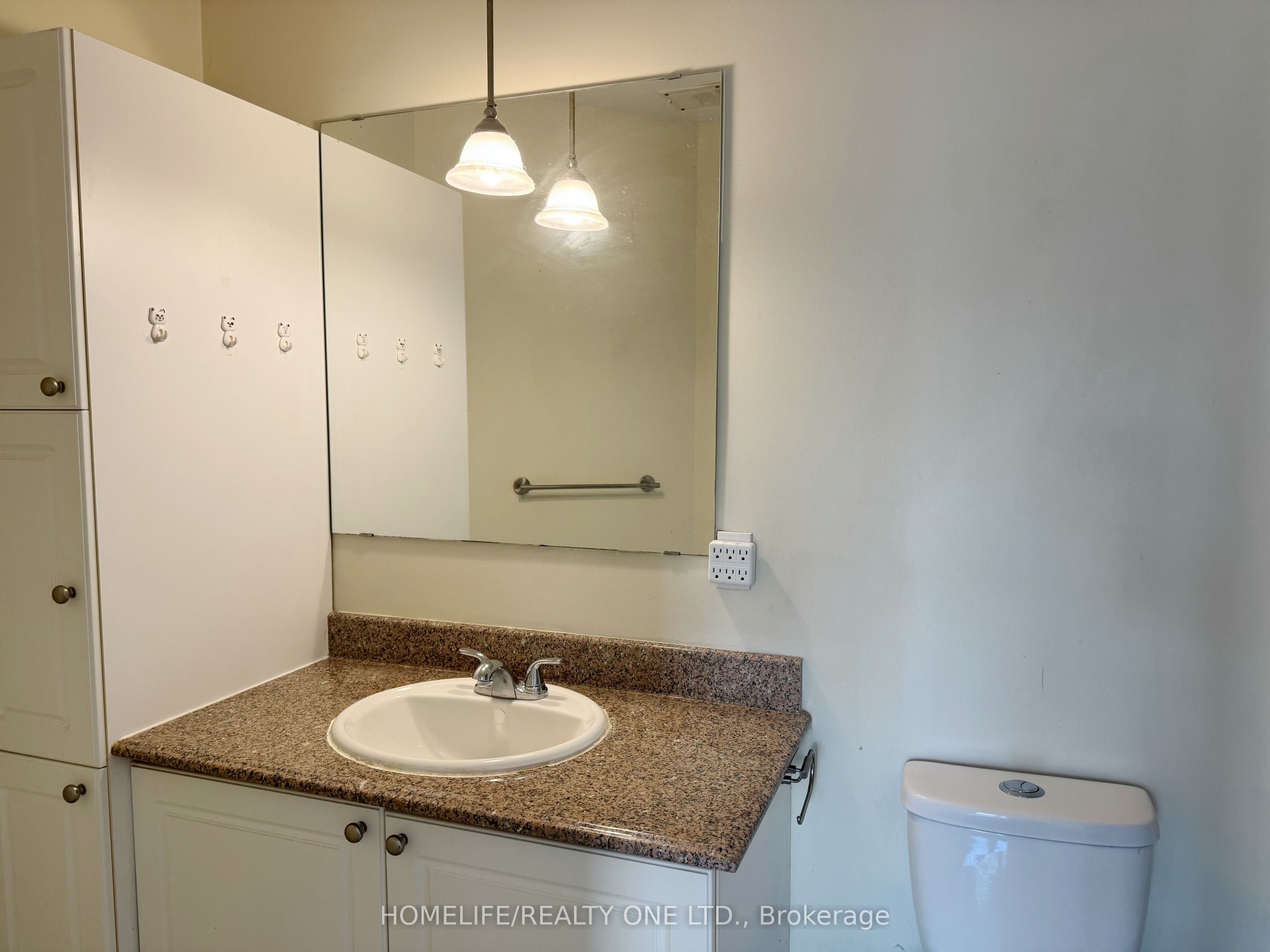135 James Street S 314, Hamilton, ON L8P 2Z6 photo 4
