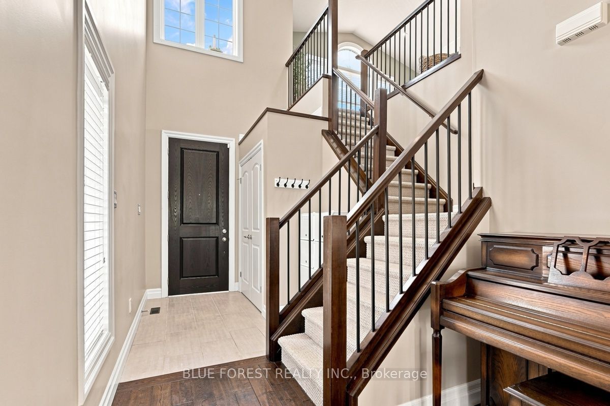 1832 Cherrywood Trail, London North, ON N6H 0E2 photo 5