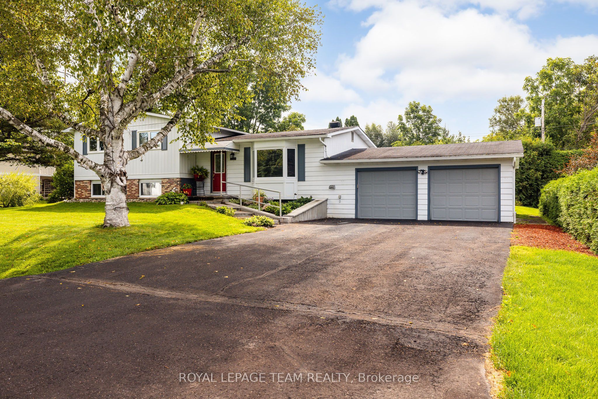 1016 Boucher Crescent, Manotick - Kars - Rideau Twp and Area, ON K4M 1B3 photo 2