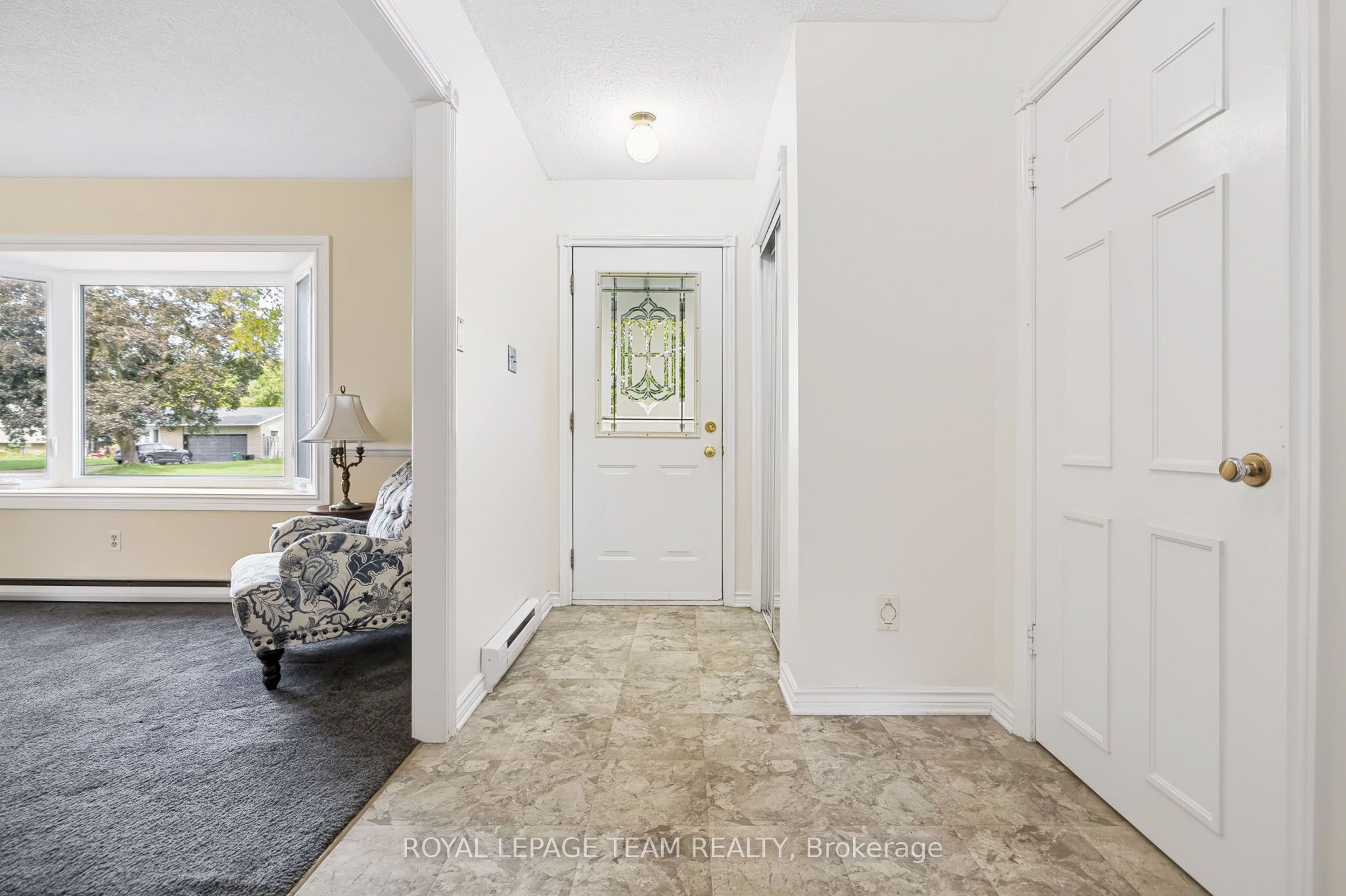1016 Boucher Crescent, Manotick - Kars - Rideau Twp and Area, ON K4M 1B3 photo 3