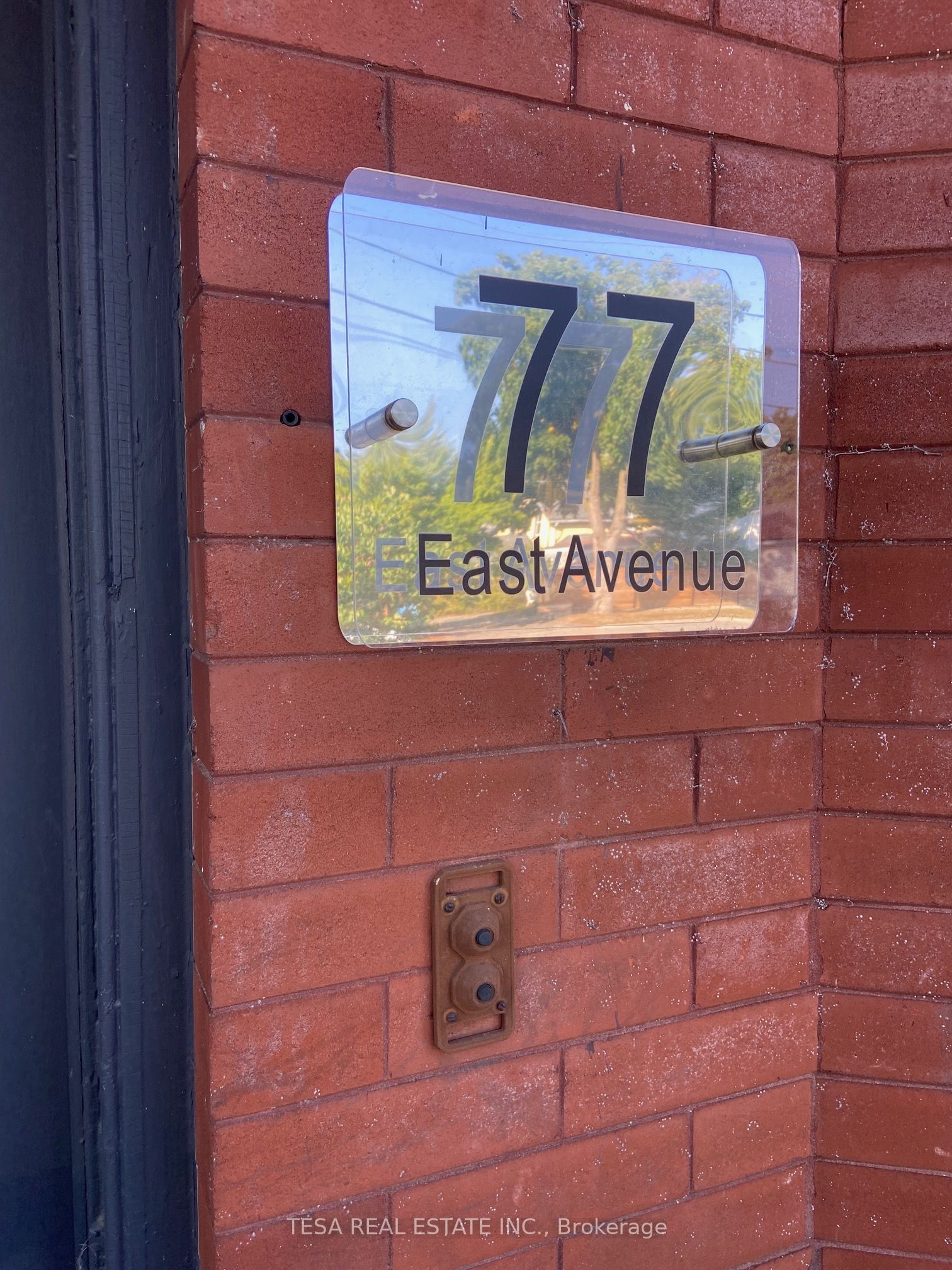 77 East Avenue 4, Brantford, ON N3S 3L6