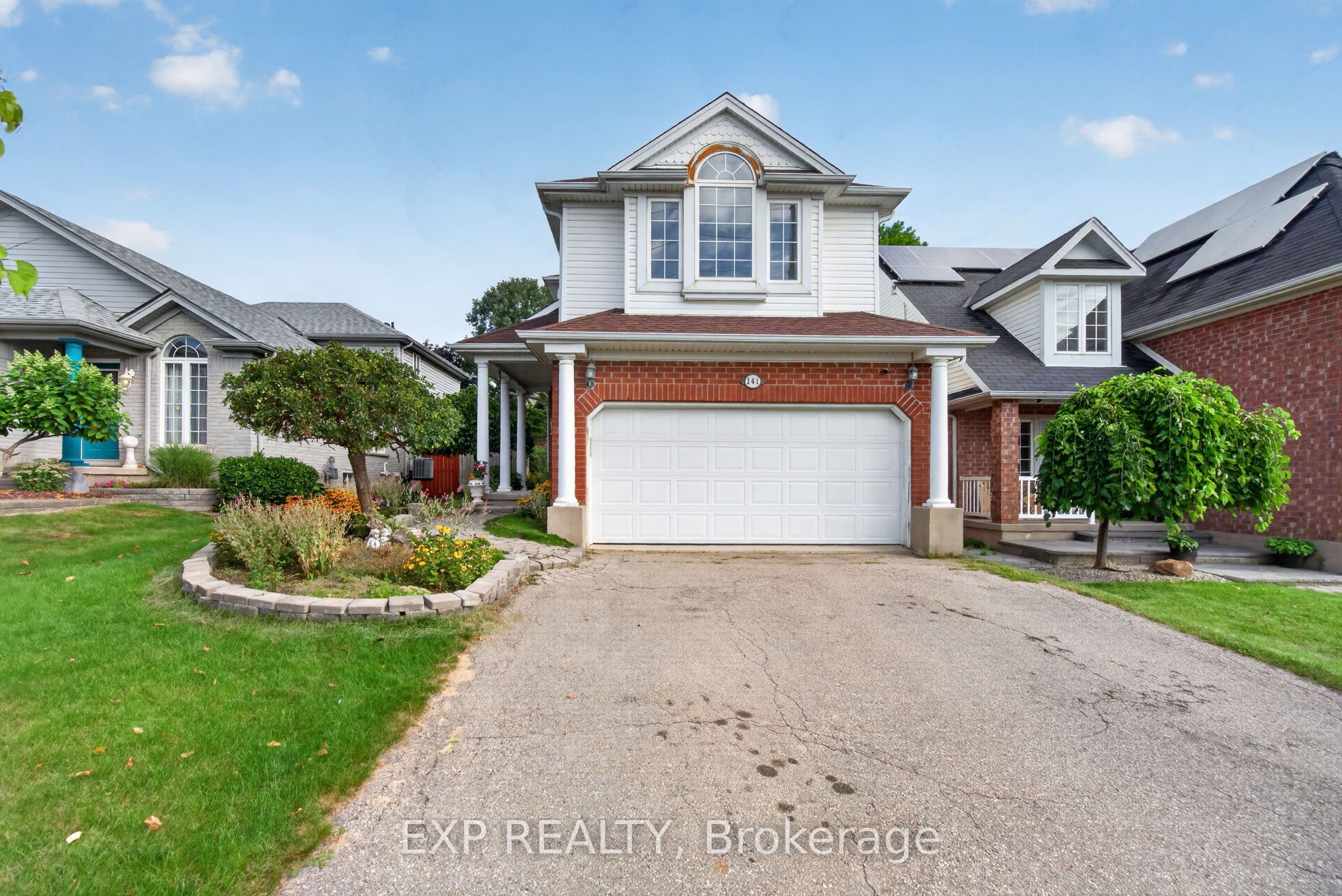 141 Starwood Drive, Guelph, ON N1E 7G7 photo 2