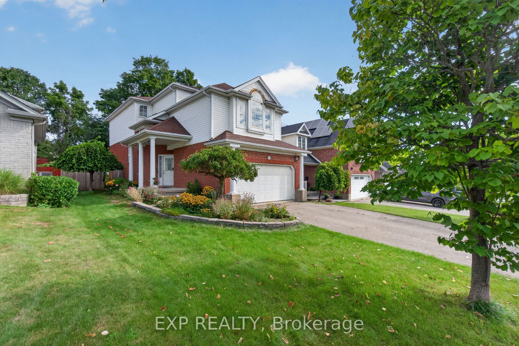 141 Starwood Drive, Guelph, ON N1E 7G7 photo 3