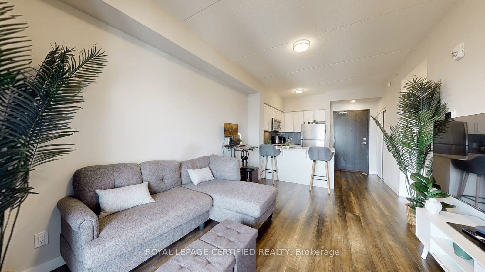 15 Queen Street S 1608, Hamilton, ON L8P 0C6 photo 4