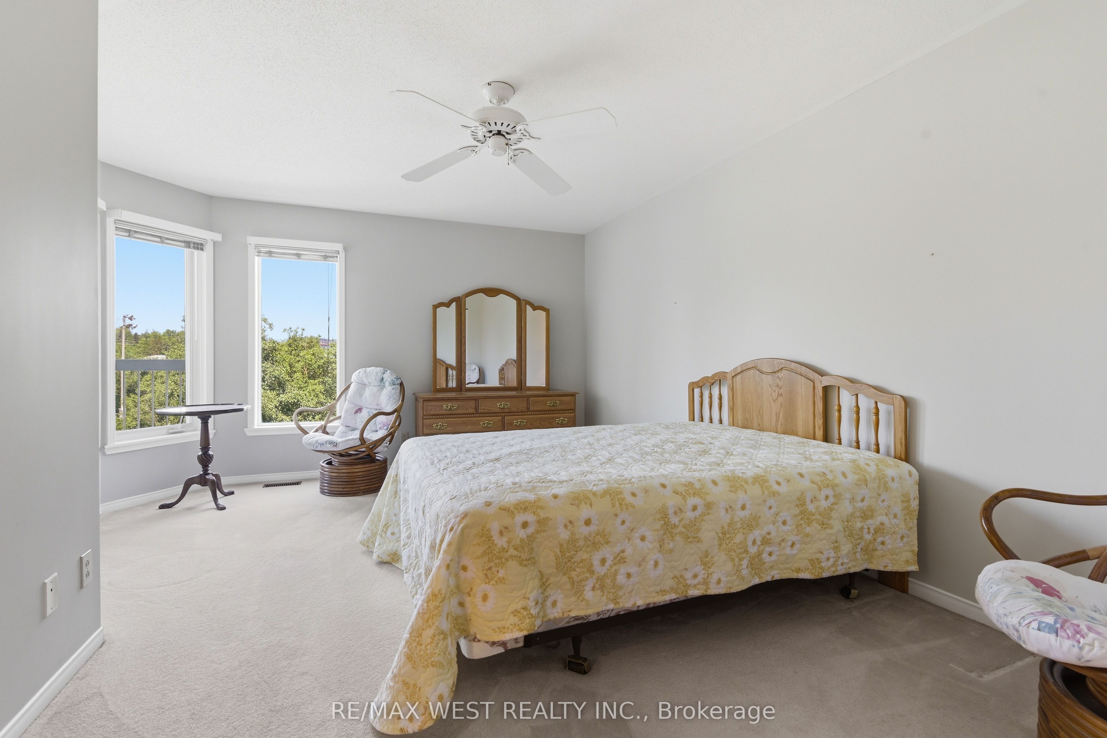 1099 Clonsilla Avenue 205C, Peterborough, ON K9J 8L8 photo 5