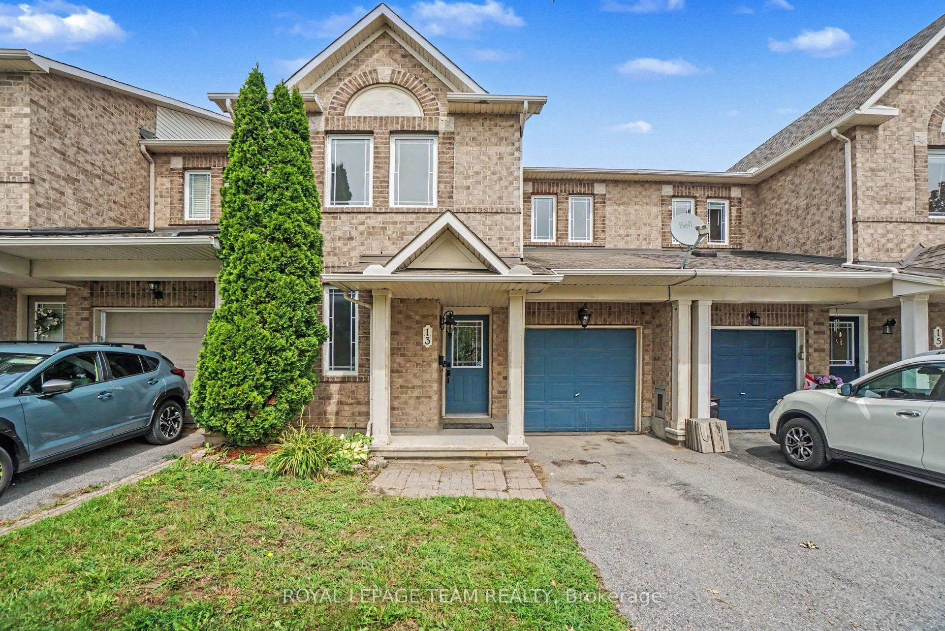 13 Stoneleigh Street, Barrhaven, ON K2G 7A2