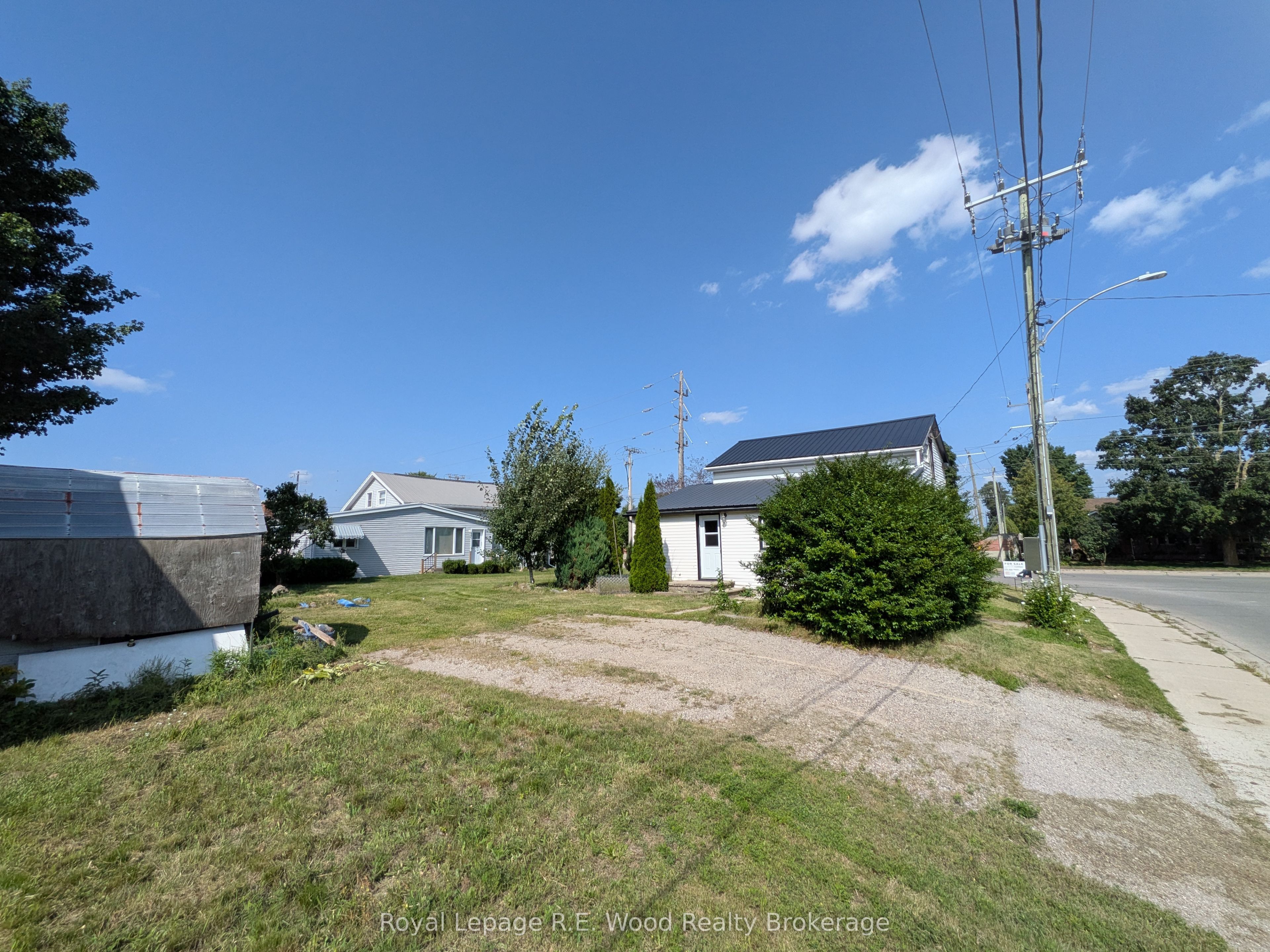 201 Tillson Avenue, Tillsonburg, ON N4G 3B3 photo 5