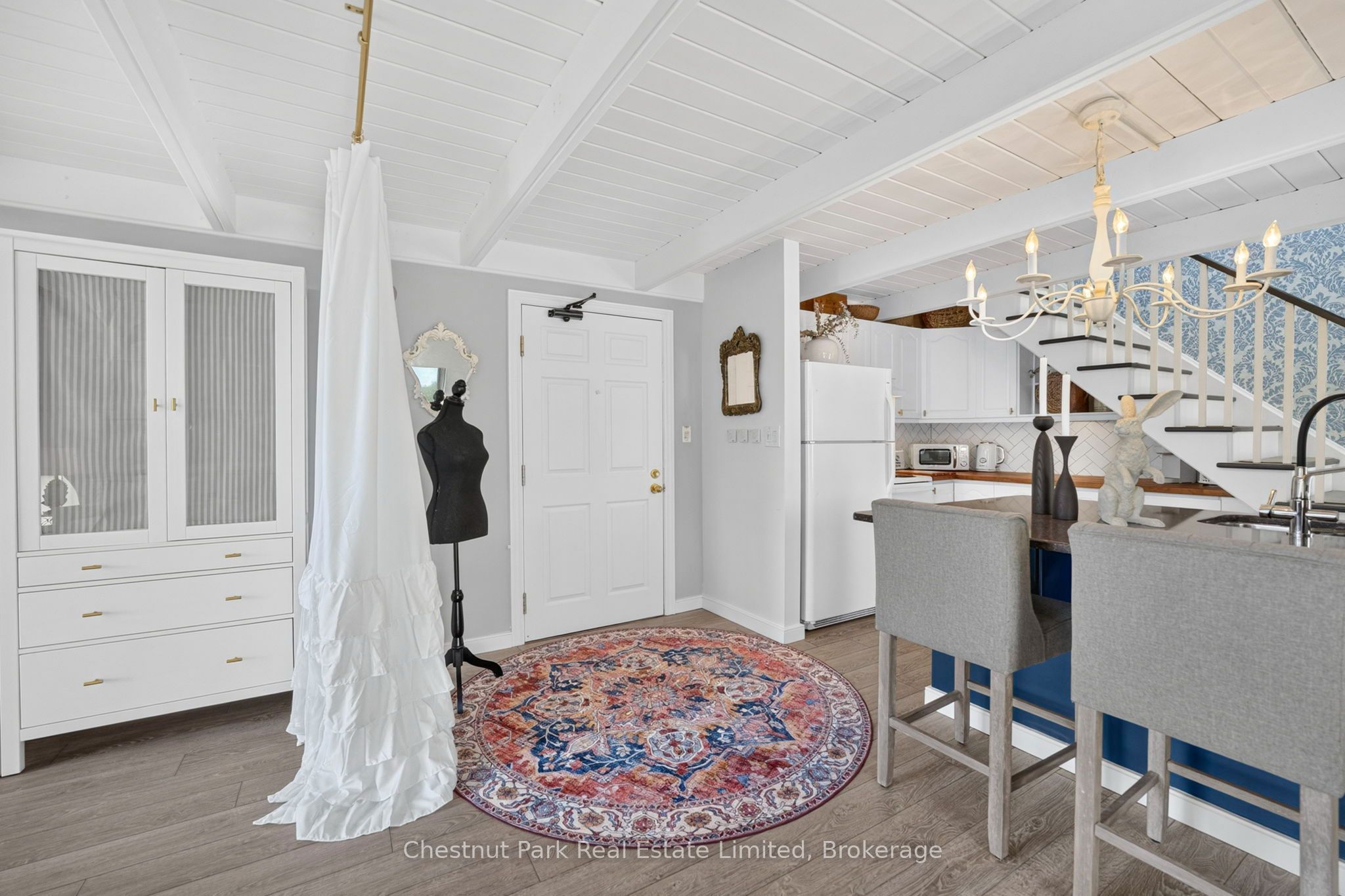 172 Main Street 403, Prince Edward County, ON K0K 2T0 photo 4