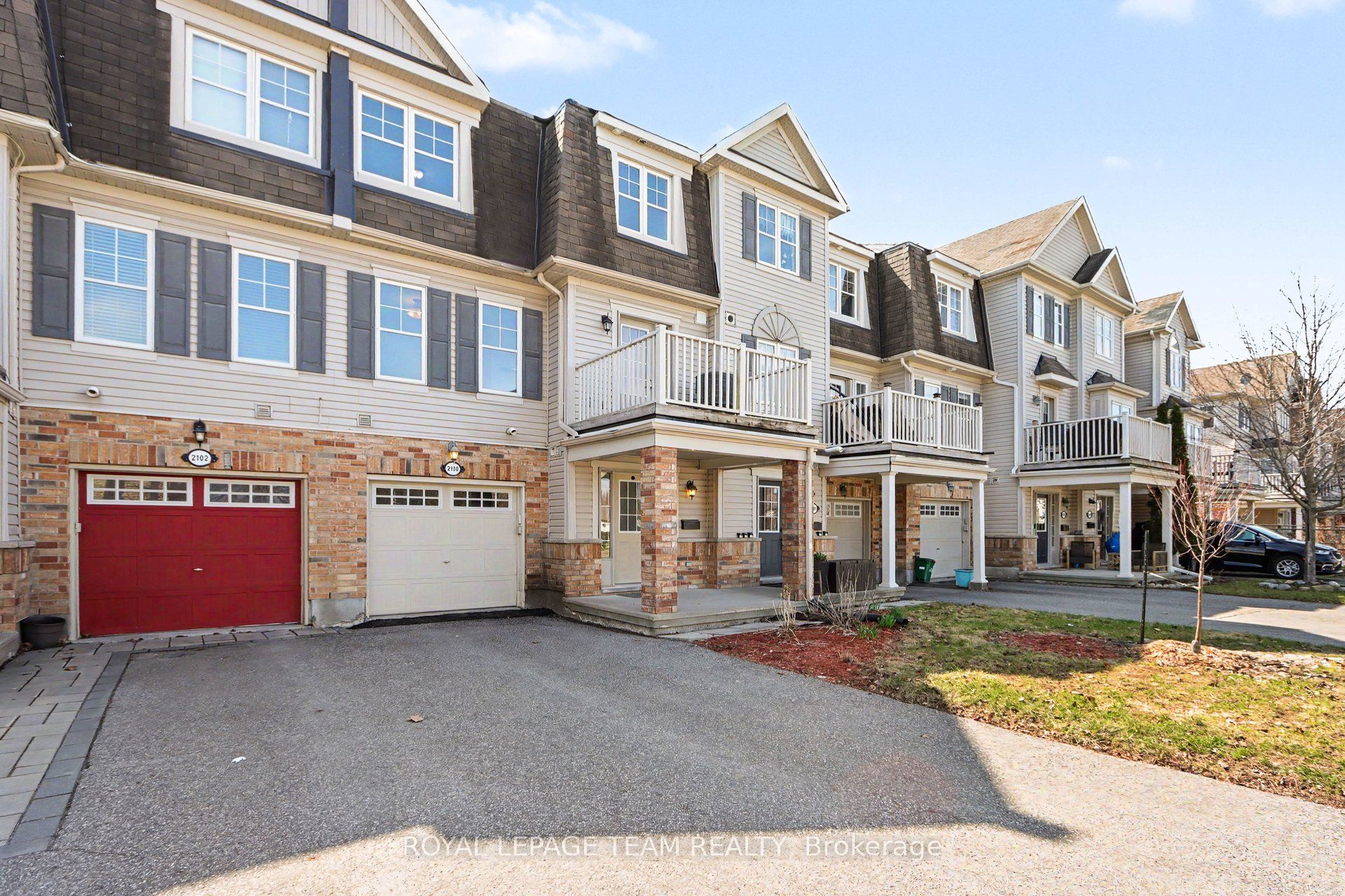 2100 Madrid Avenue, Barrhaven, ON K2J 0K4 photo 2