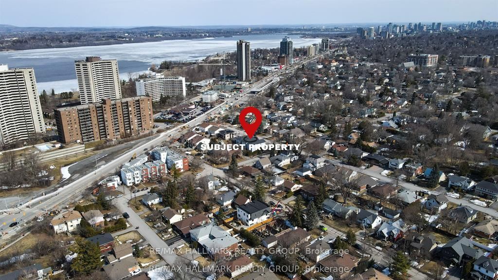 250 Richardson Avenue, Woodroffe, ON K2B 5G6 photo 2