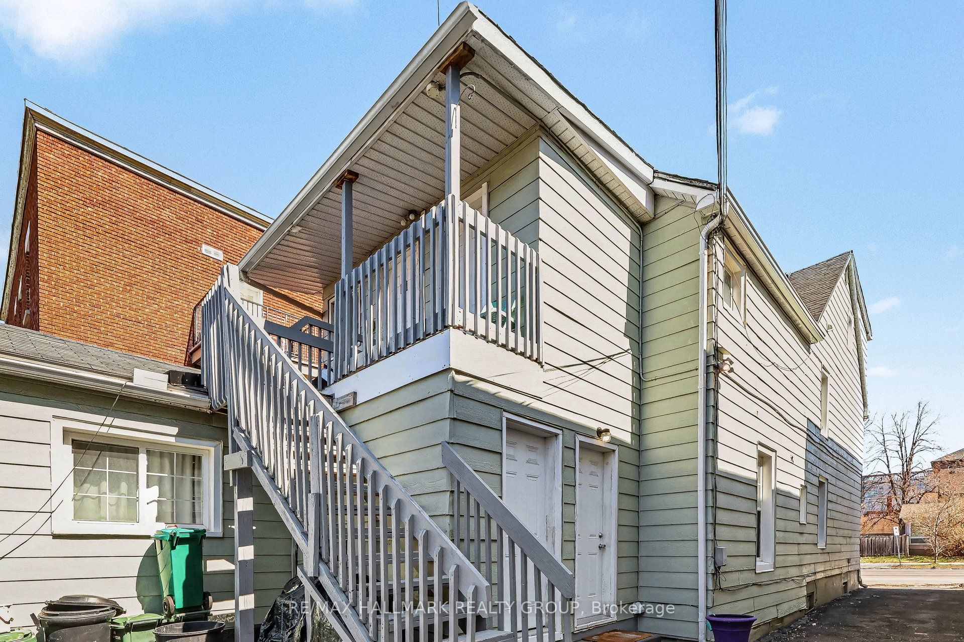 64 COBOURG Street 2, Lower Town - Sandy Hill, ON K1N 8G8 photo 2