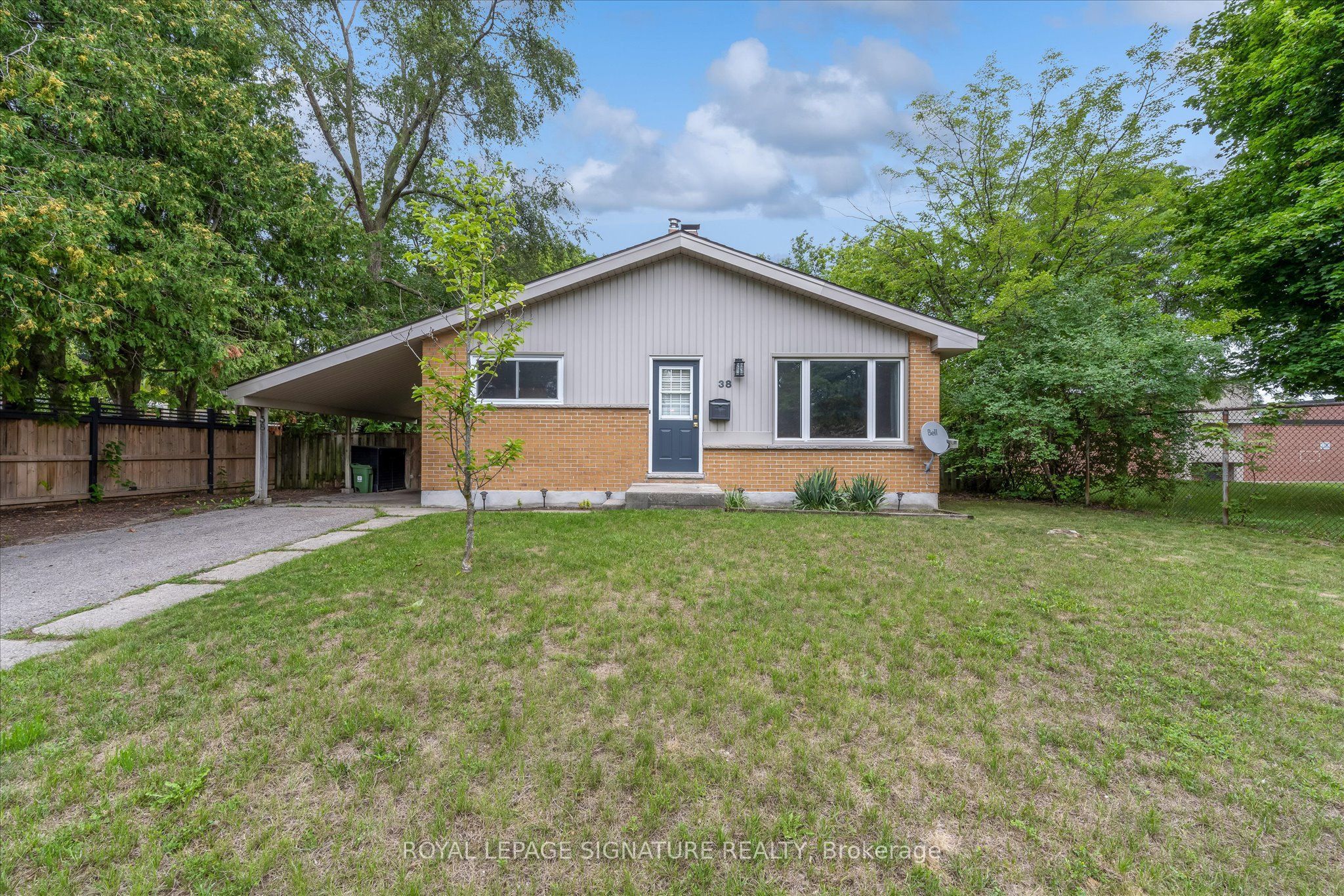 38 Tewskbury Crescent, London East, ON N5V 2M8