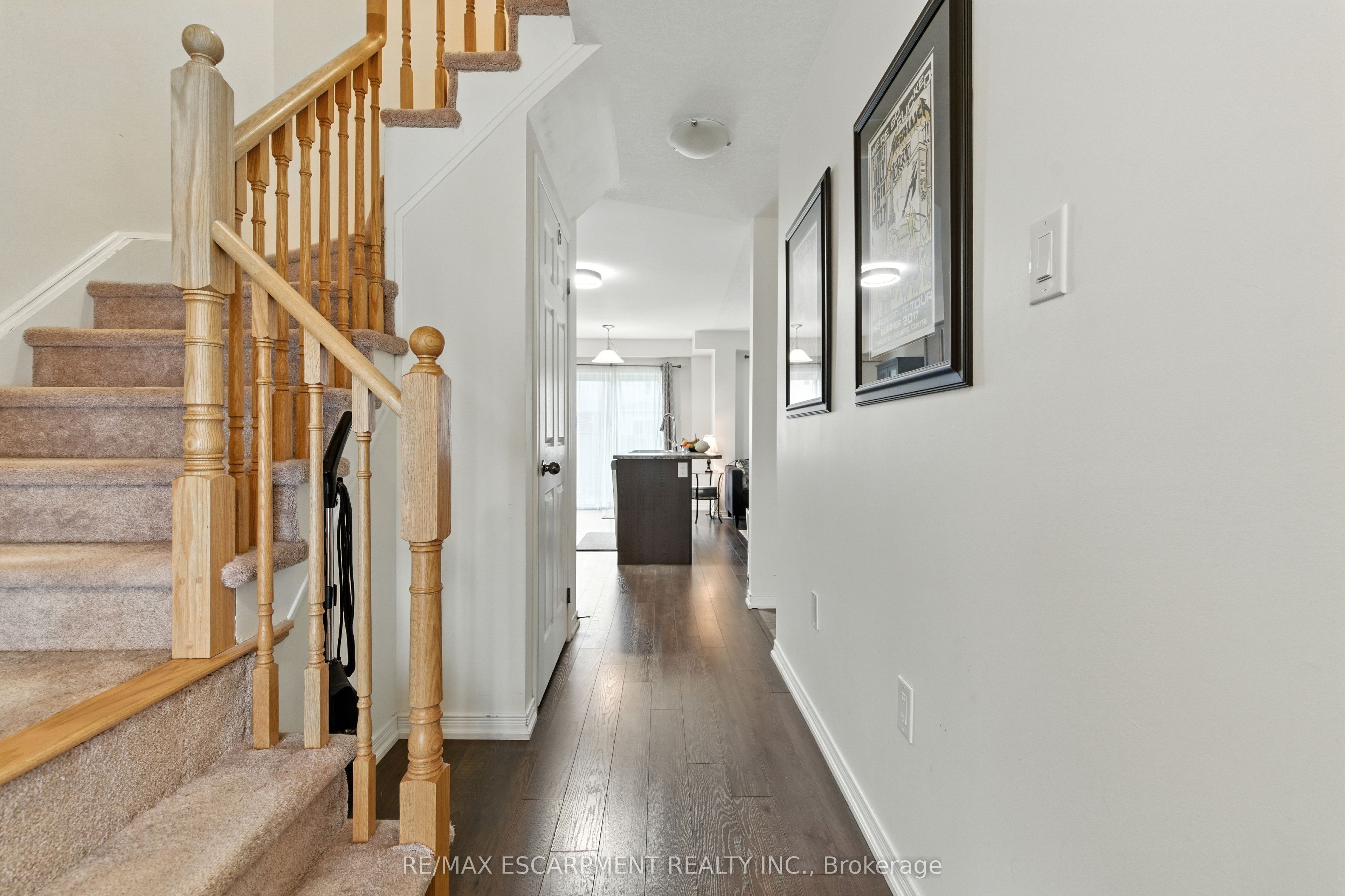 245 Powell Road, Brantford, ON N3T 0J3 photo 2