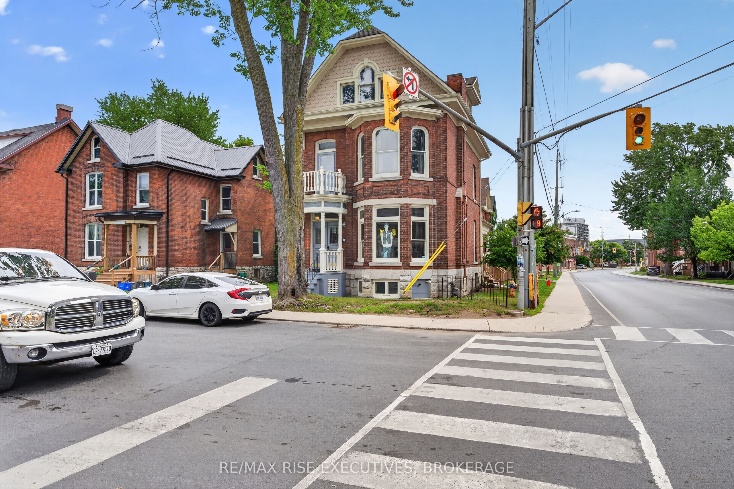 229 Alfred Street, Kingston, ON K7L 3S1