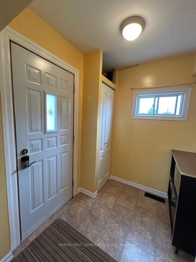 208 Gordon Street, Thunder Bay, ON P7E 4T3 photo 4