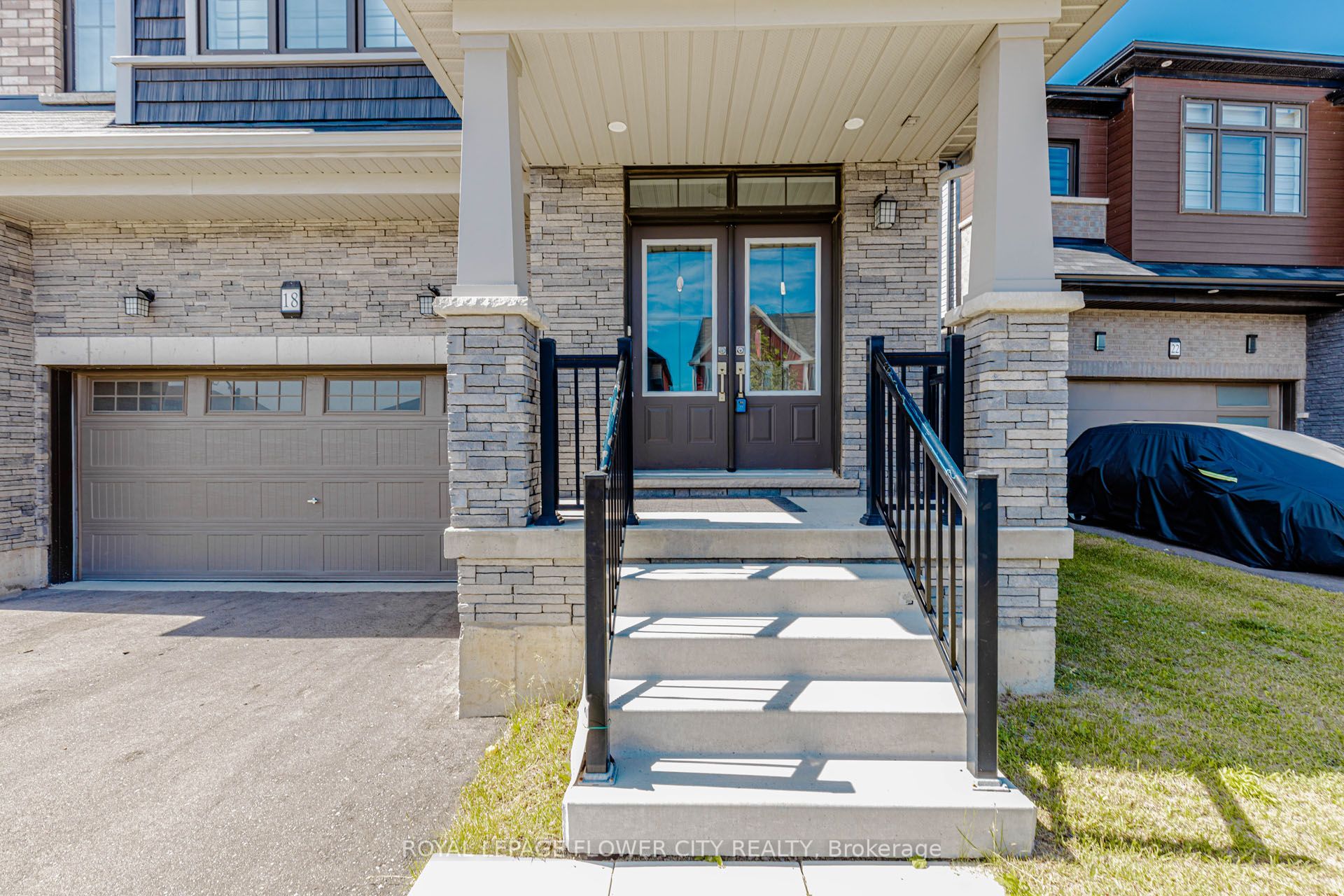 18 Santo Court, Woolwich, ON N0B 1M0 photo 2