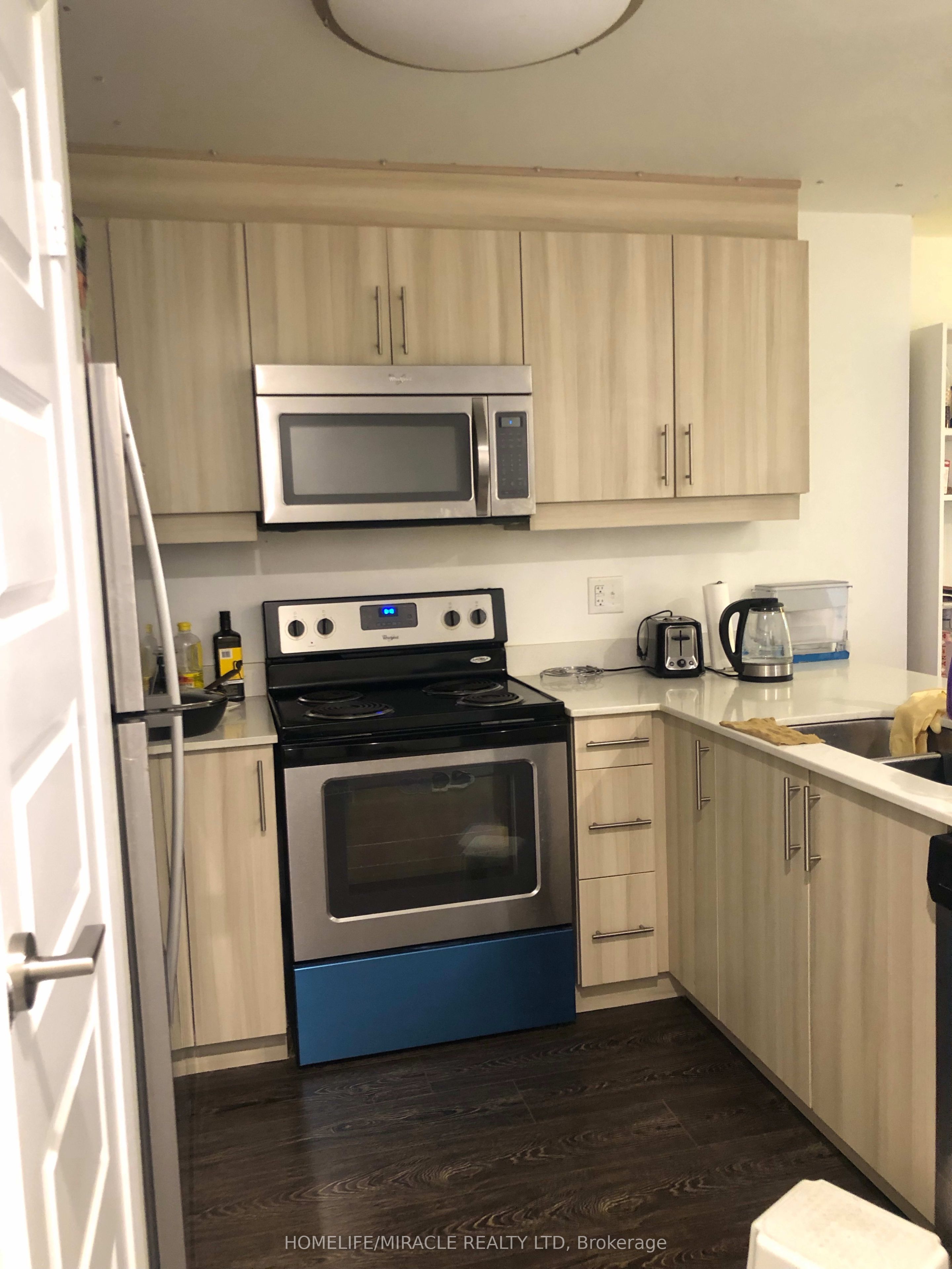 158 King Street N 1005, Waterloo, ON L2J 0E5
