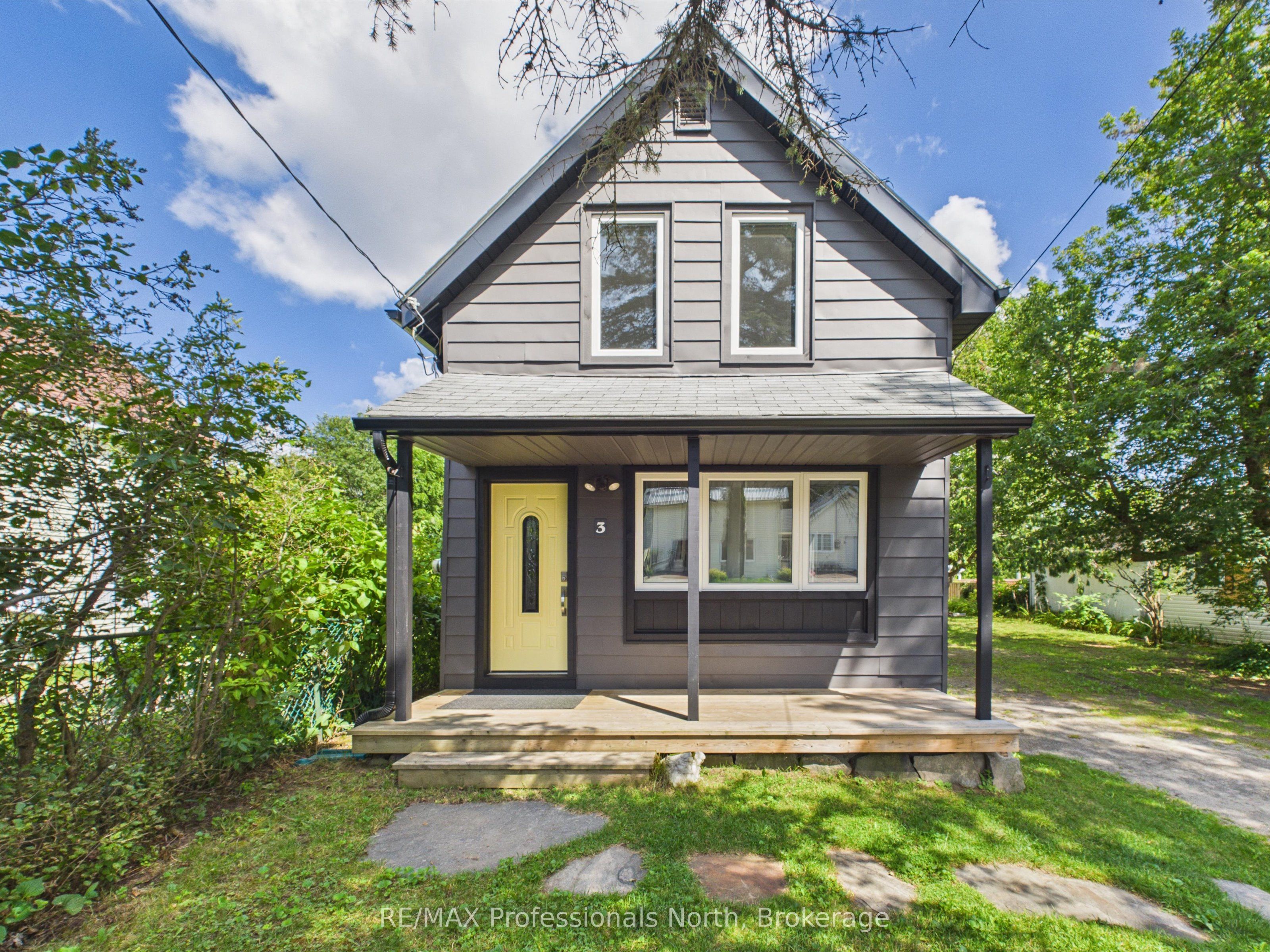 3 Spadina Avenue, Bracebridge, ON P1L 1C7 photo 3