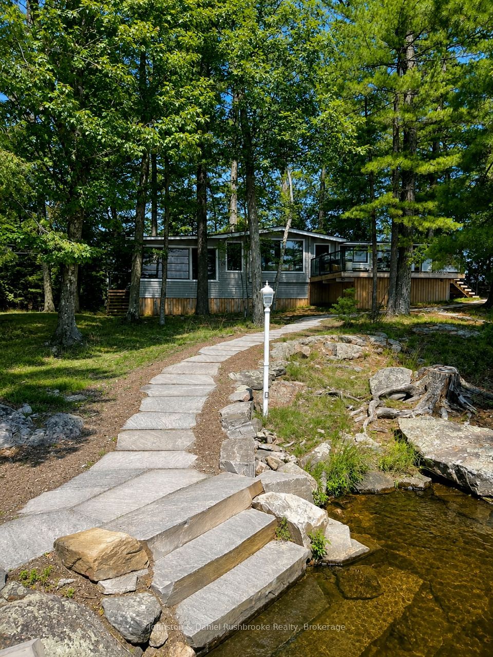 456 Eilean Gowan Island, Bracebridge, ON P1P 1R2