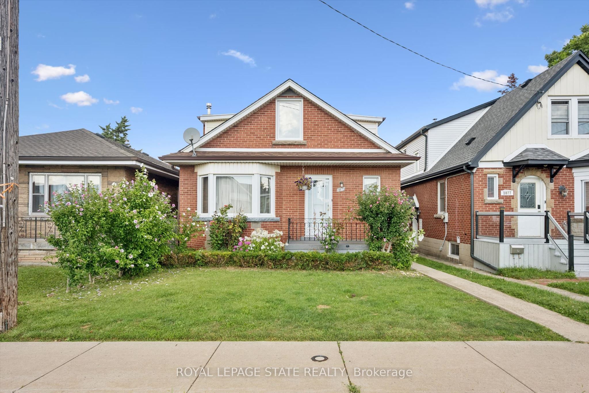 1873 Main Street E, Hamilton, ON L8H 1G3