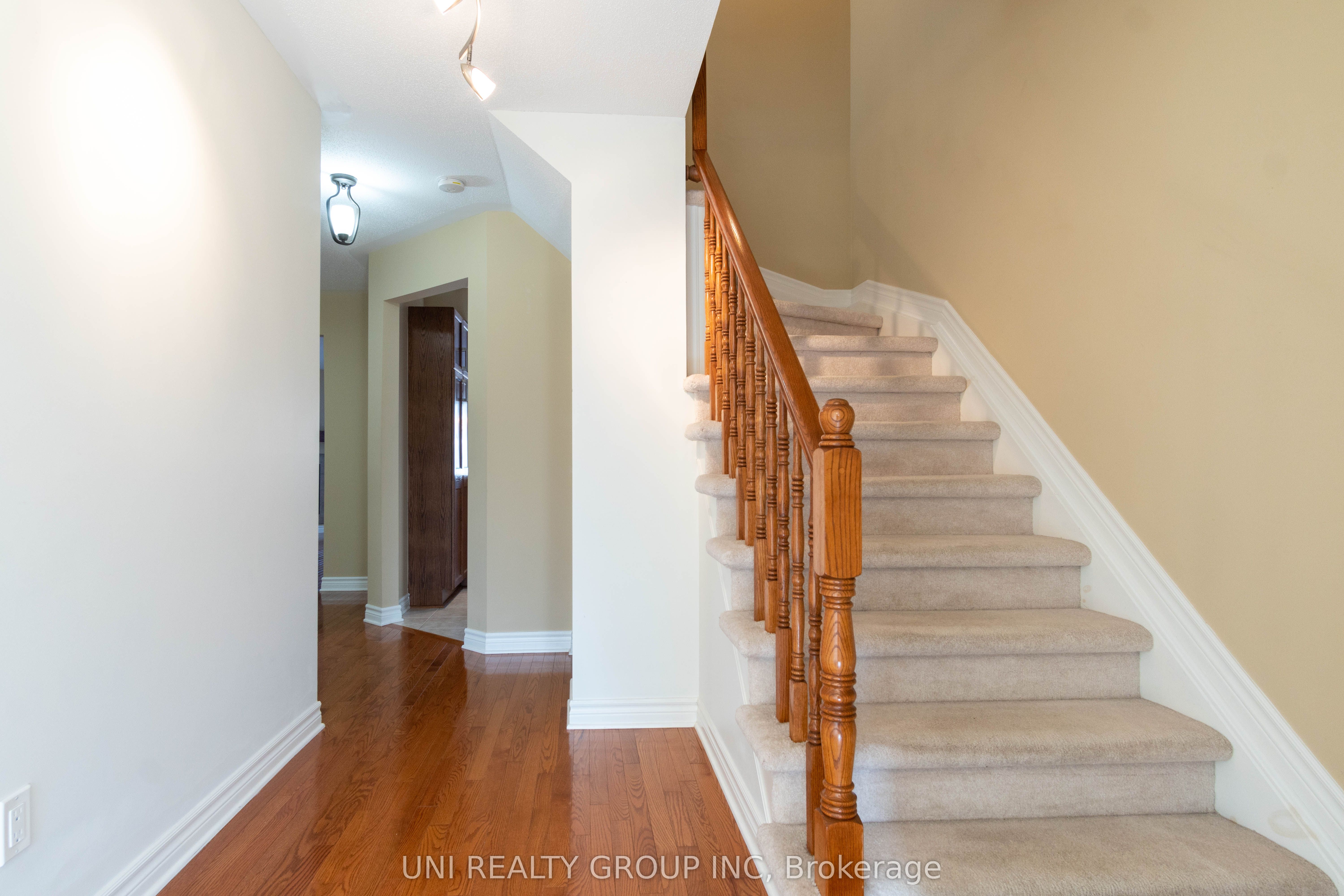 268 TEWSLEY Drive, Blossom Park - Airport and Area, ON K1V 0Y6 photo 4