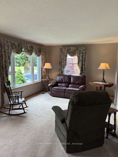 28 Dieppe Drive, St. Thomas, ON N5R 4G7 photo 5