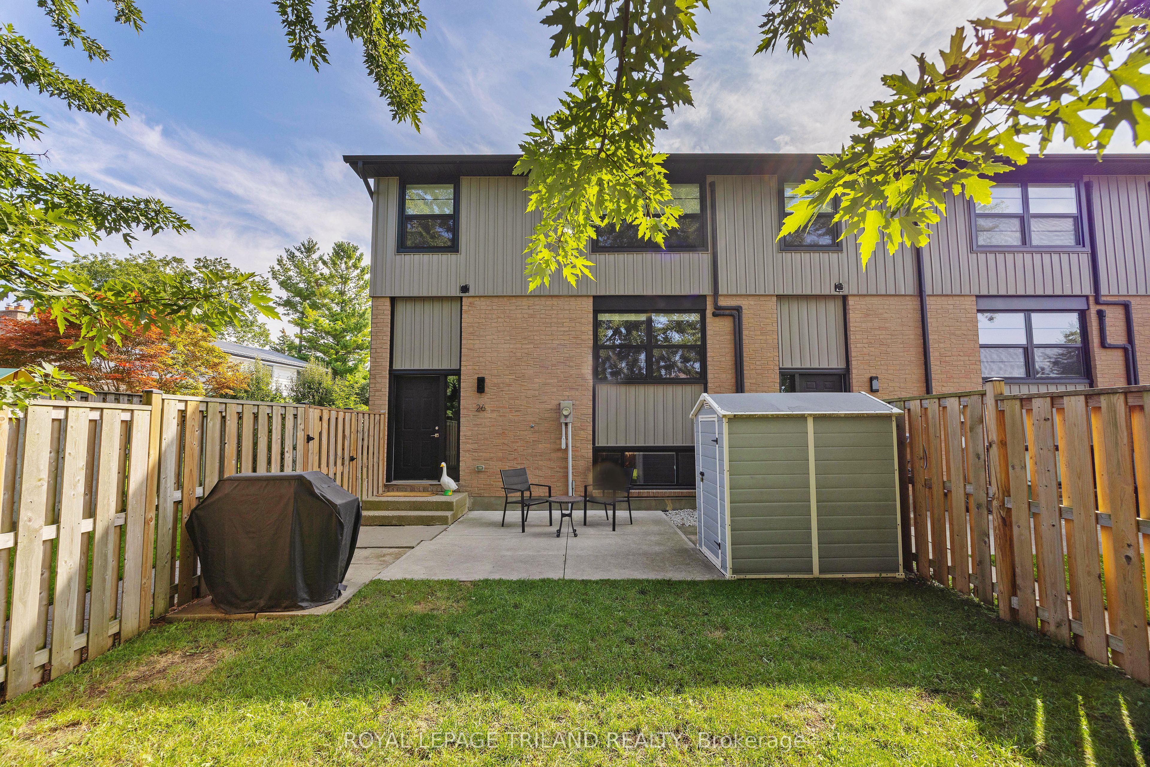 105 Andover Drive 26, London South, ON N6J 4B1