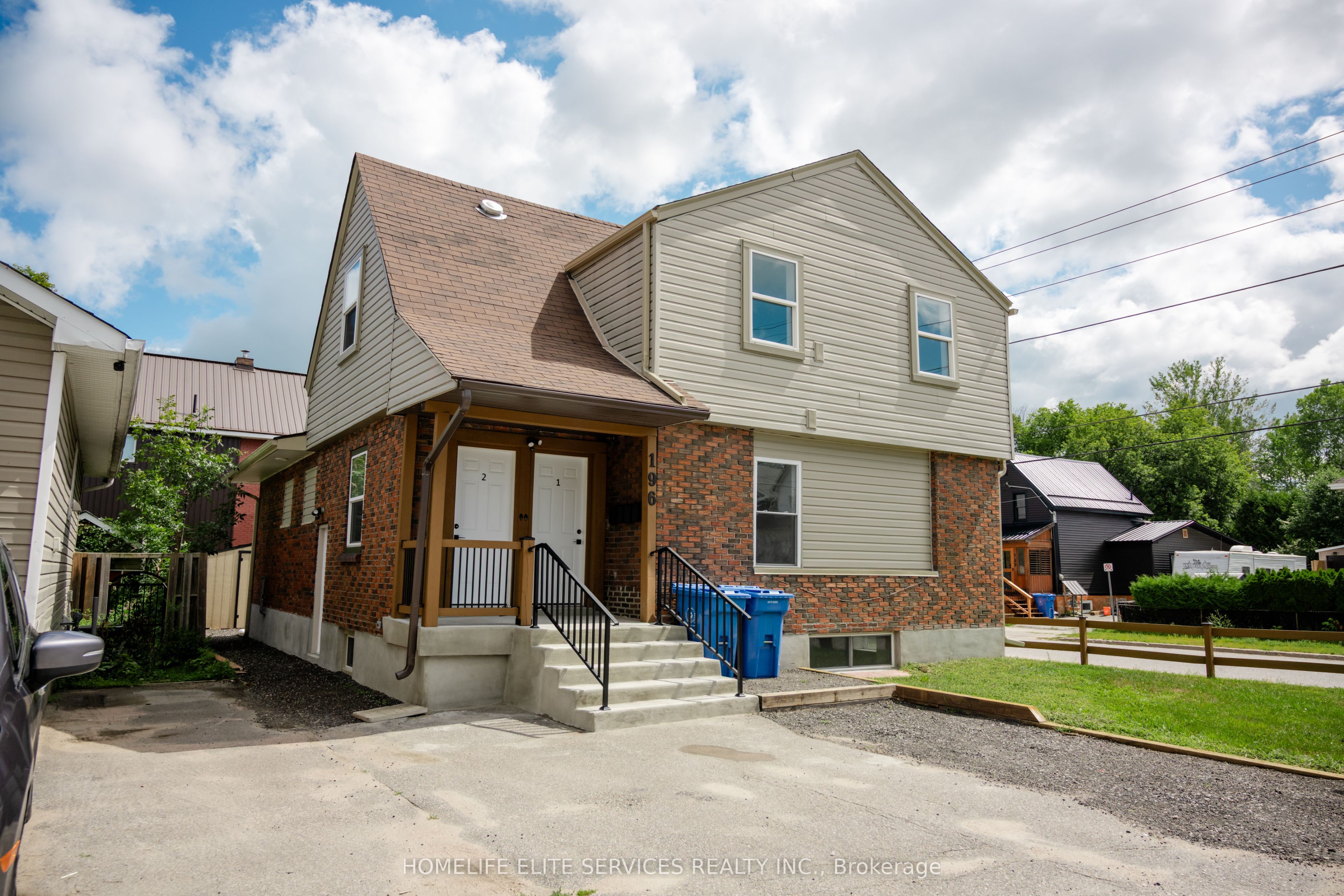 196 E Second Avenue E, North Bay, ON P1B 1L2 photo 2