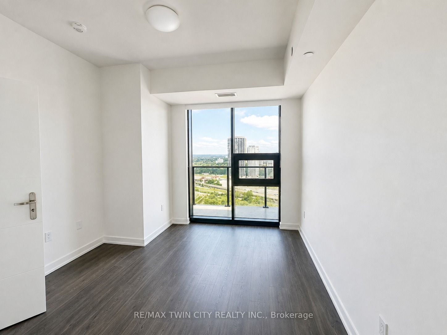 30 Francis Street 4302, Kitchener, ON N2G 1H7 photo 5