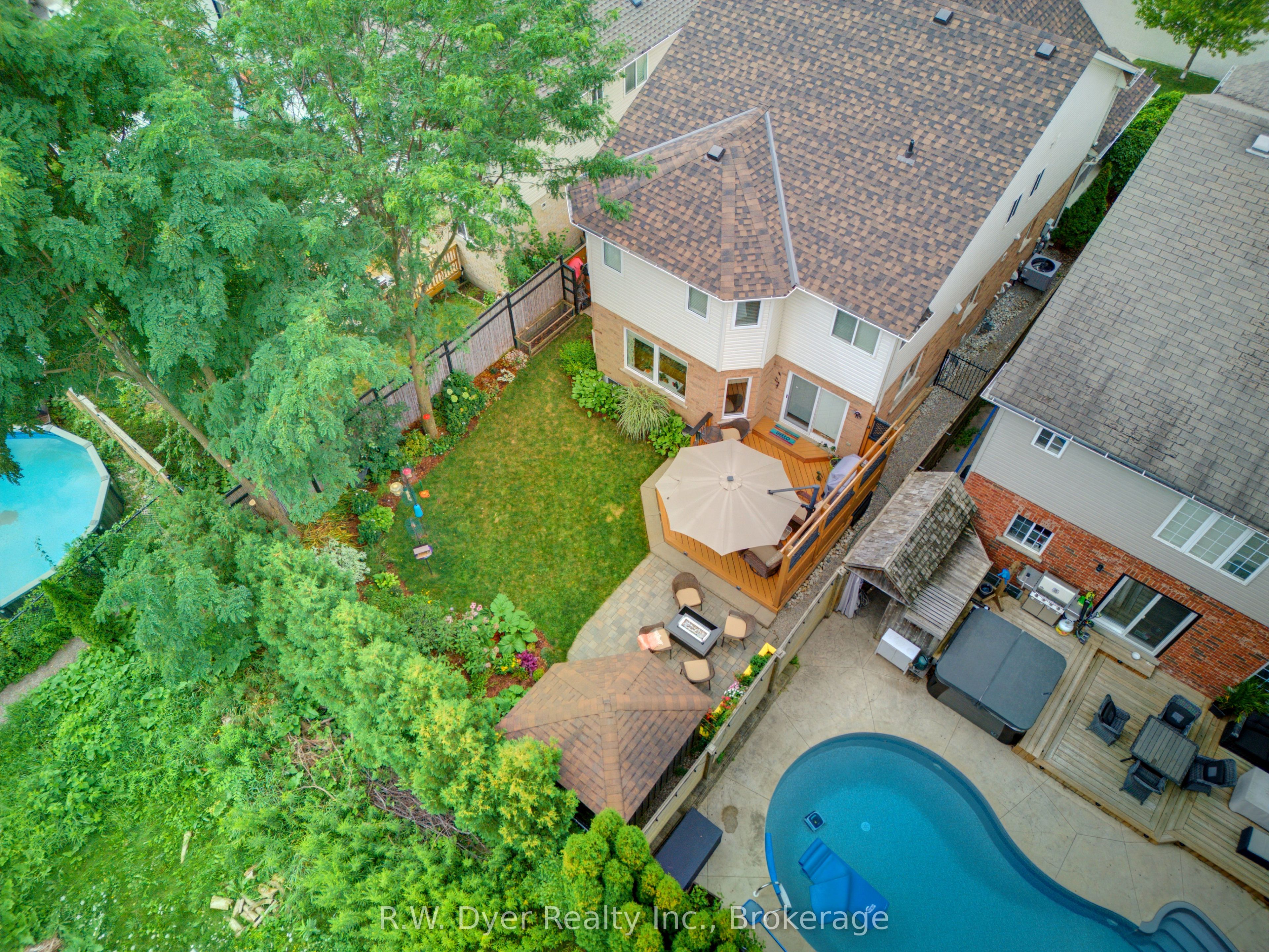 25 Bluewater Drive, Cambridge, ON N3C 4P5 photo 3