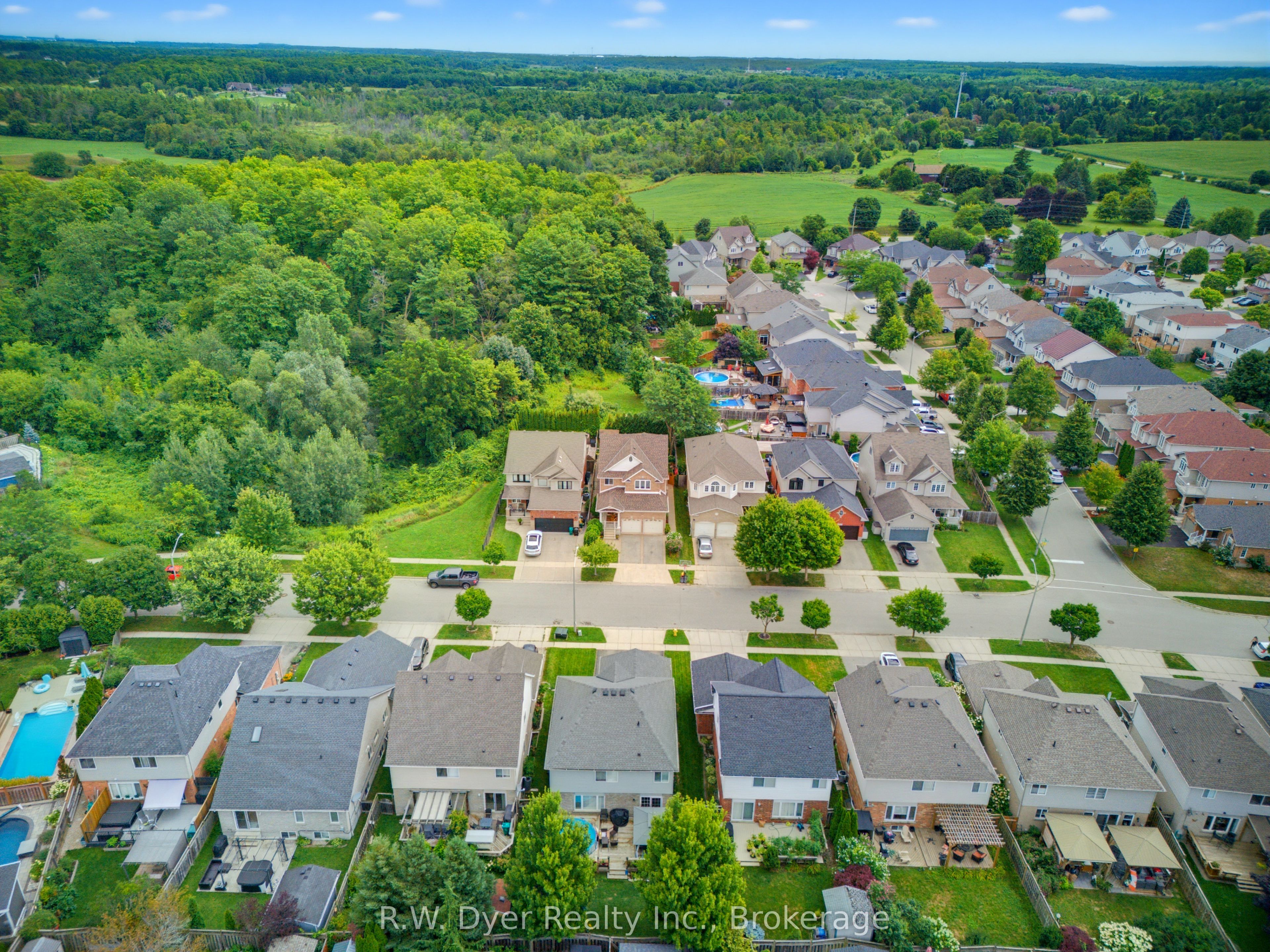 25 Bluewater Drive, Cambridge, ON N3C 4P5 photo 4