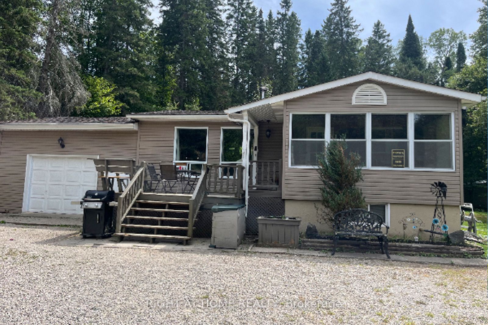 524 BALSAM CHUTES Road, Huntsville, ON P0B 1L0
